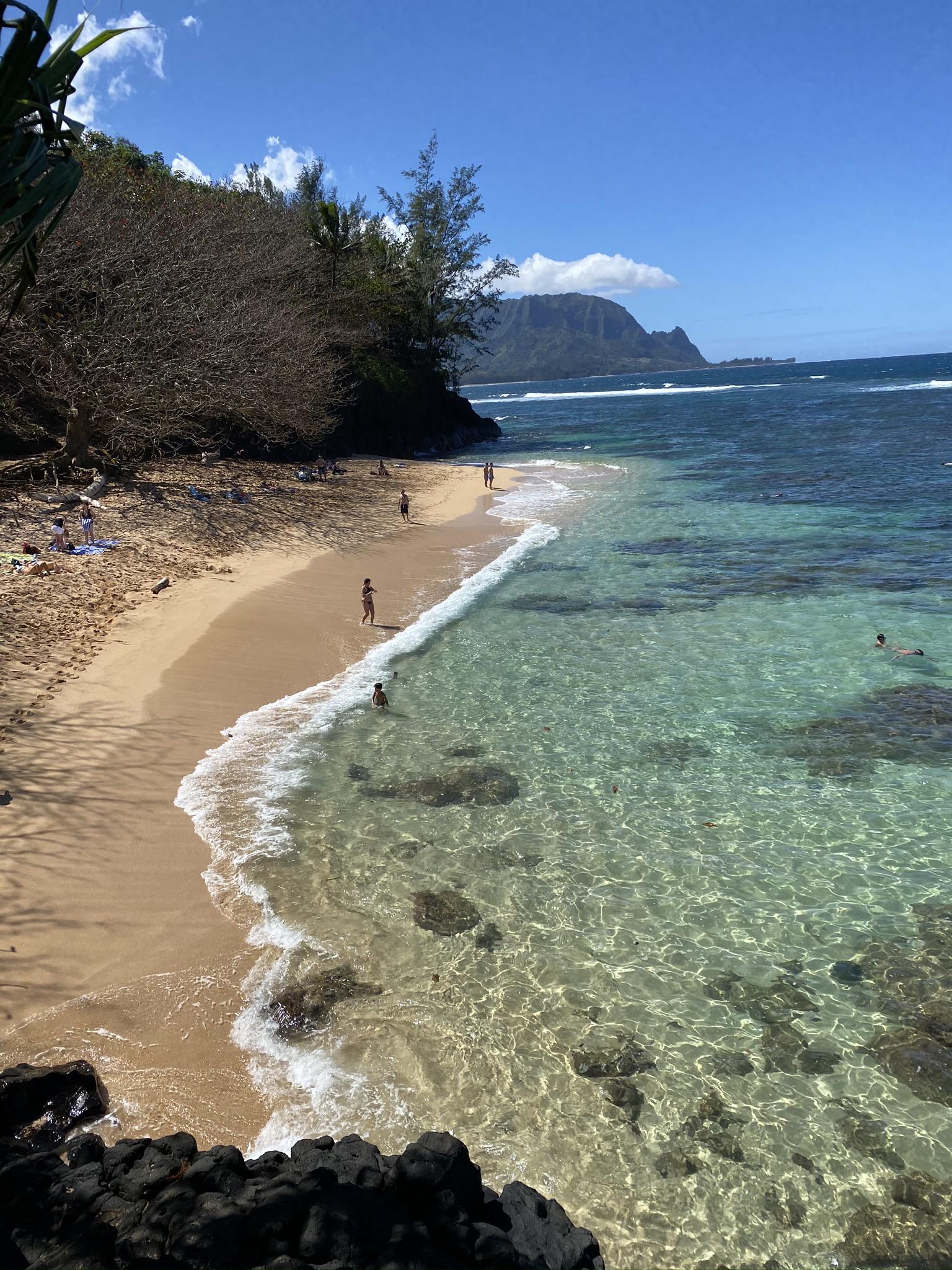 Hideaway Beach, Kauai, Hawaii, USA [OC] r/Beachporn