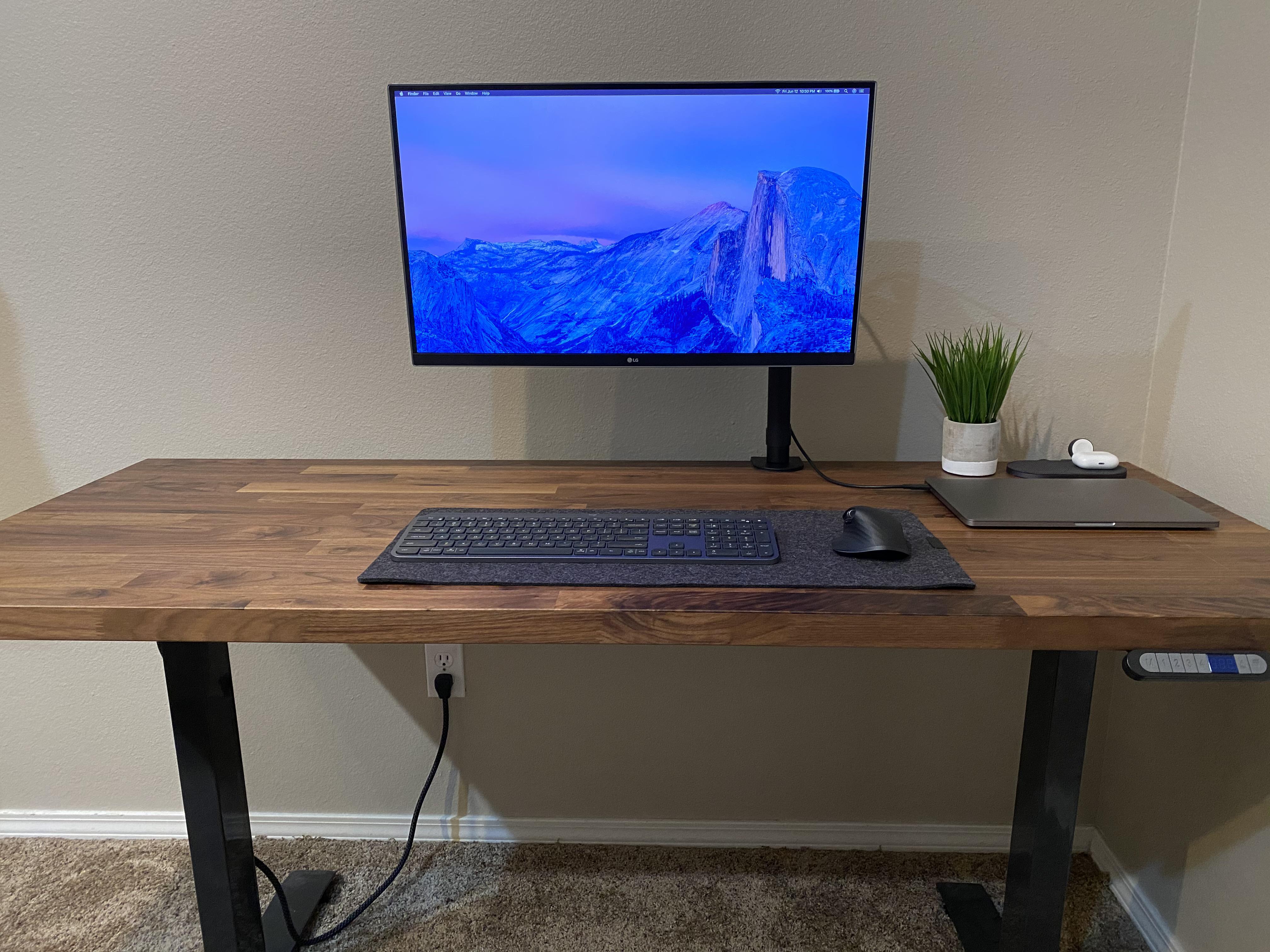 Cable management = On point r/battlestations