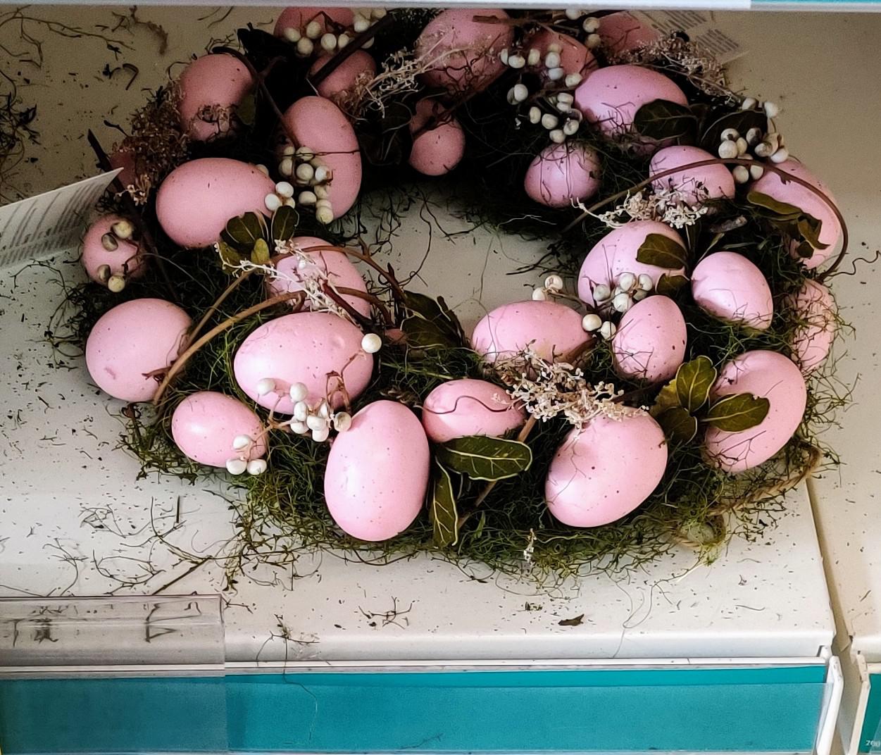 Made this bunny day wreath. DM for the DIY recipe. 👍 r/AnimalCrossing