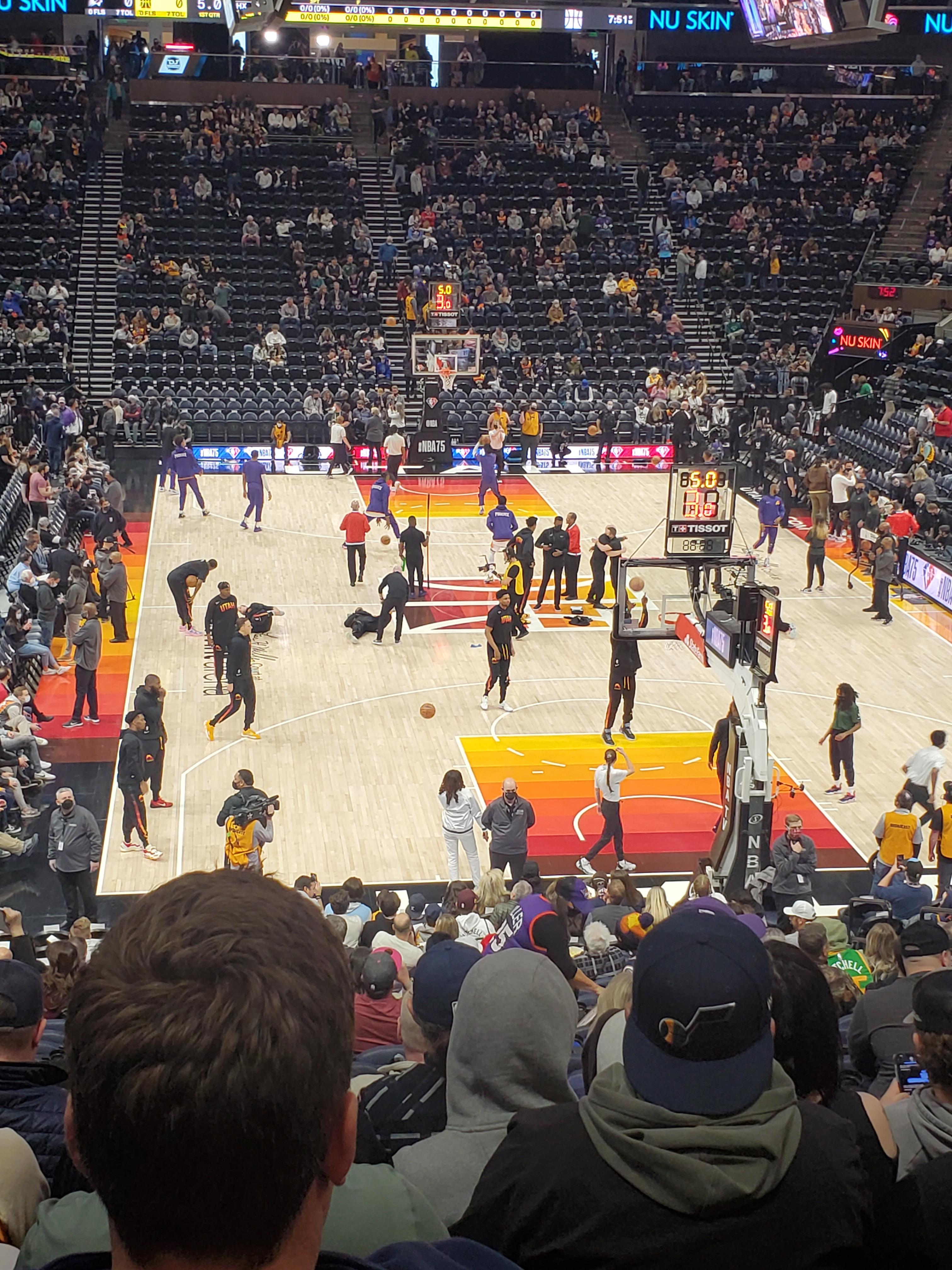 First basketball game this team is electric GO Suns!!! r/suns