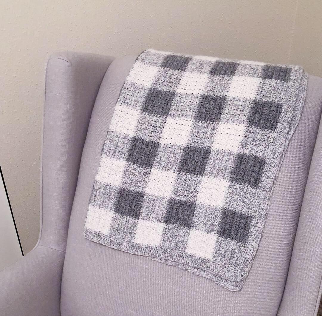 Grey gingham baby blanket I made for a friend. (Daisy Farm Crafts