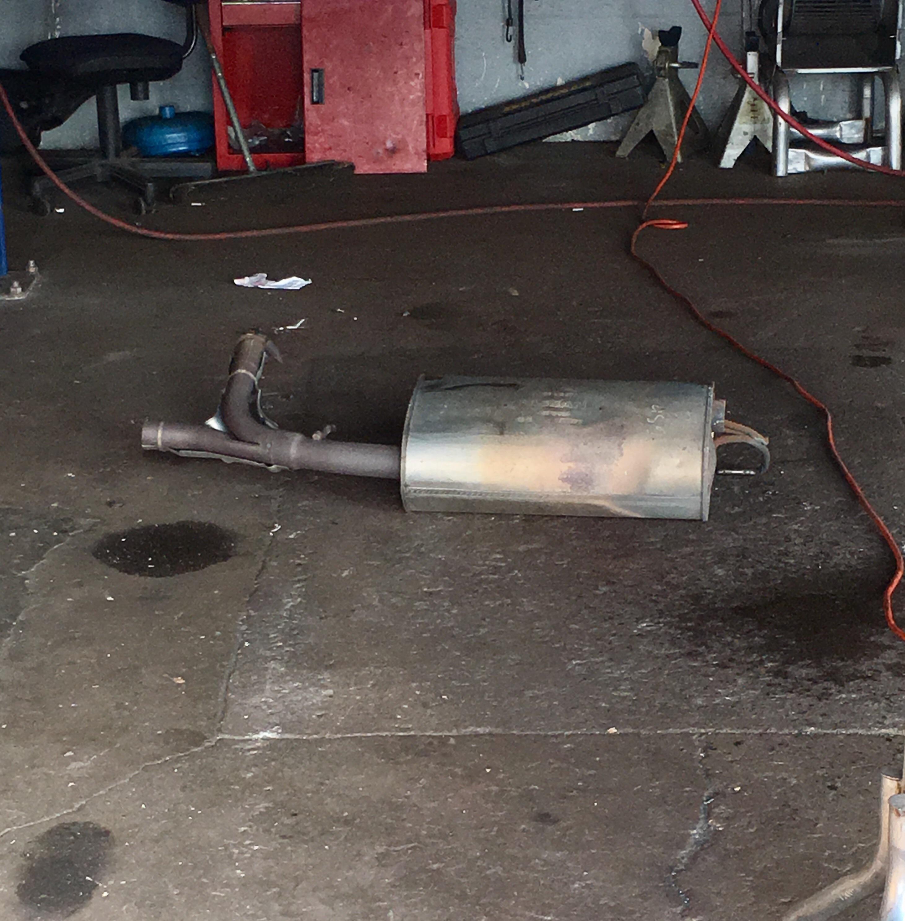 Out with the old Y pipe and muffler r/XTerra