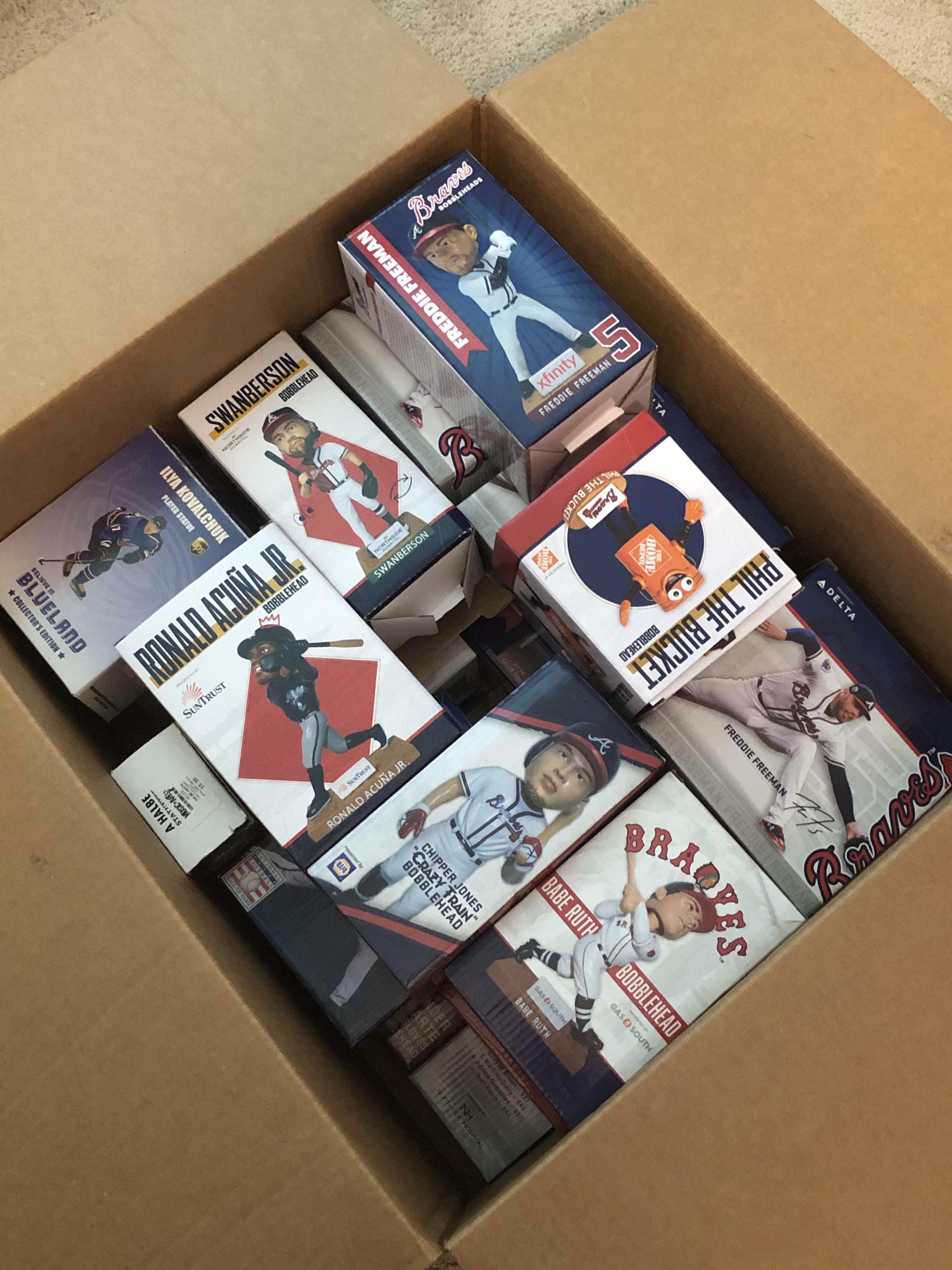 Finally found my Bobbleheads! r/baseballcards