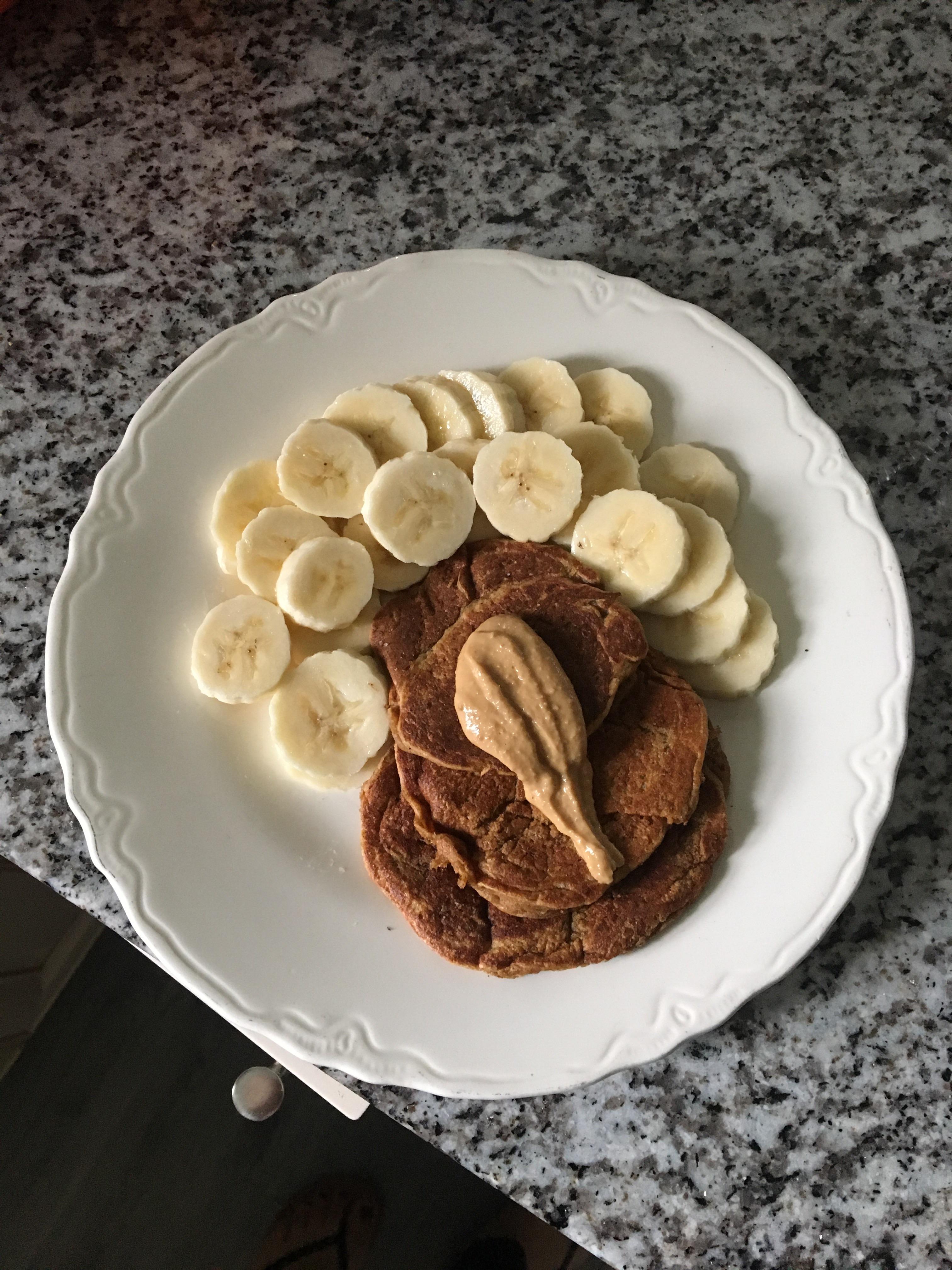 Breakfast for Dinner! Kodiak Pumpkin Flax pancakes topped with PB fit