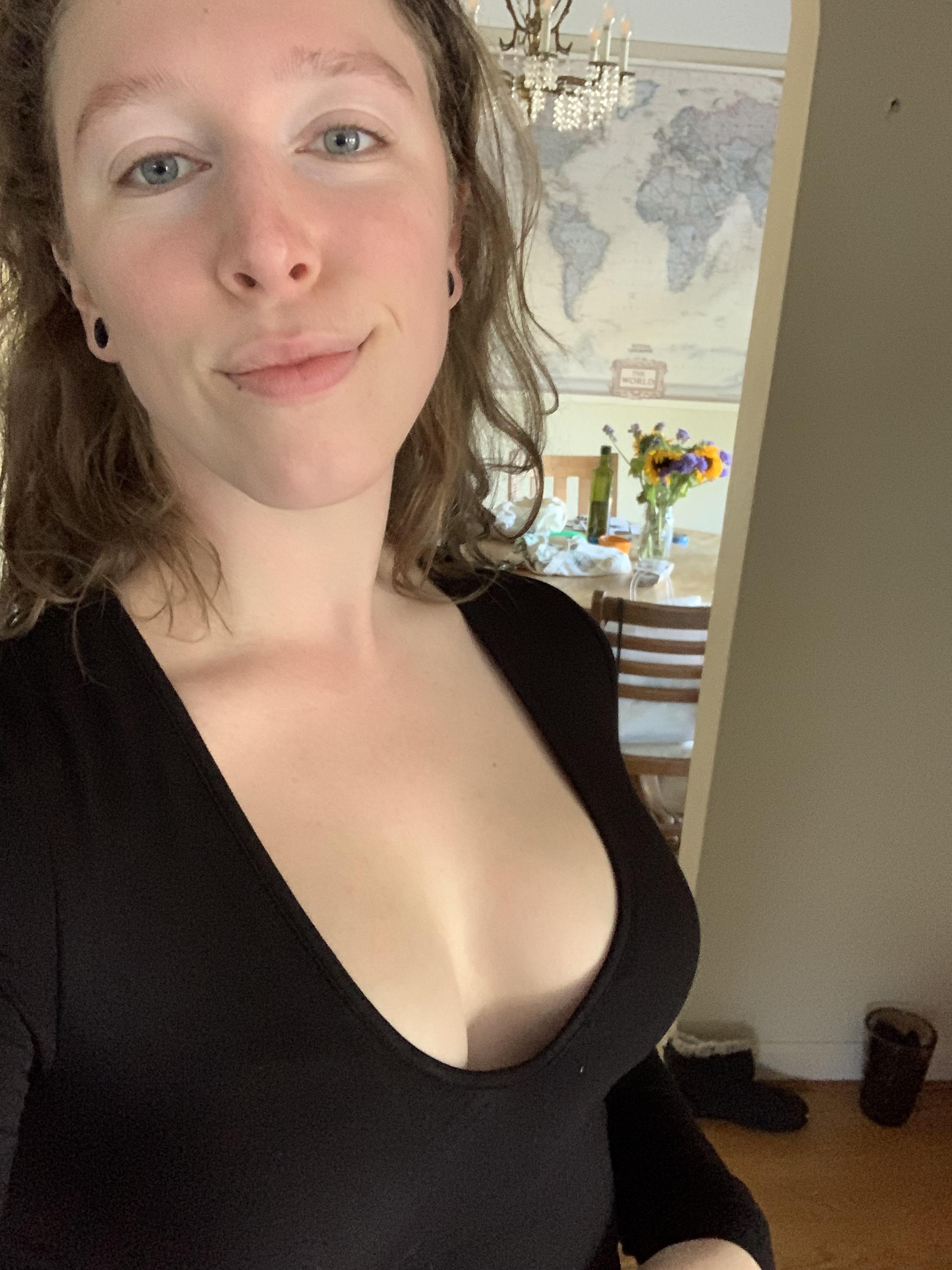 New bra makes my cleavage sooo perky : Perky