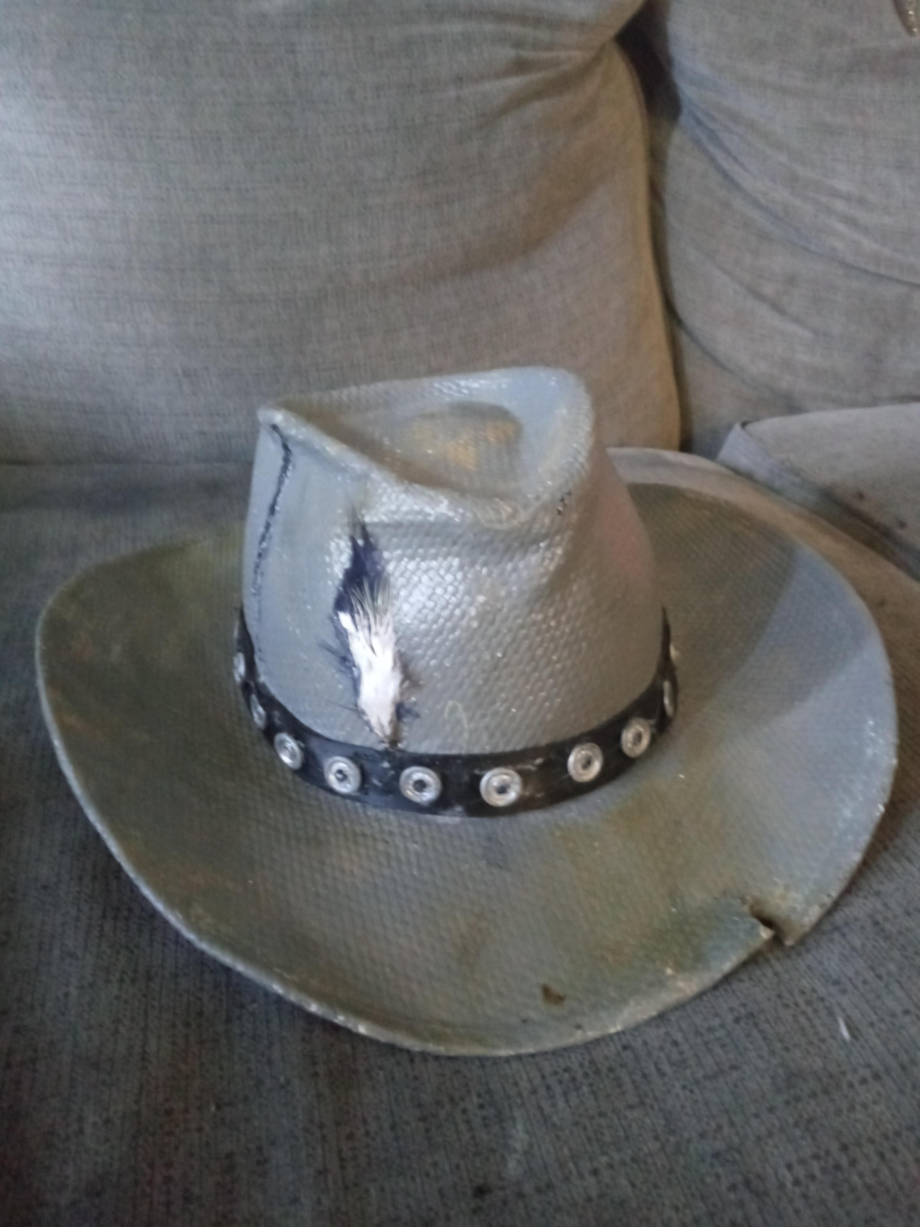 my john marston hat that i made r/reddeadfashion