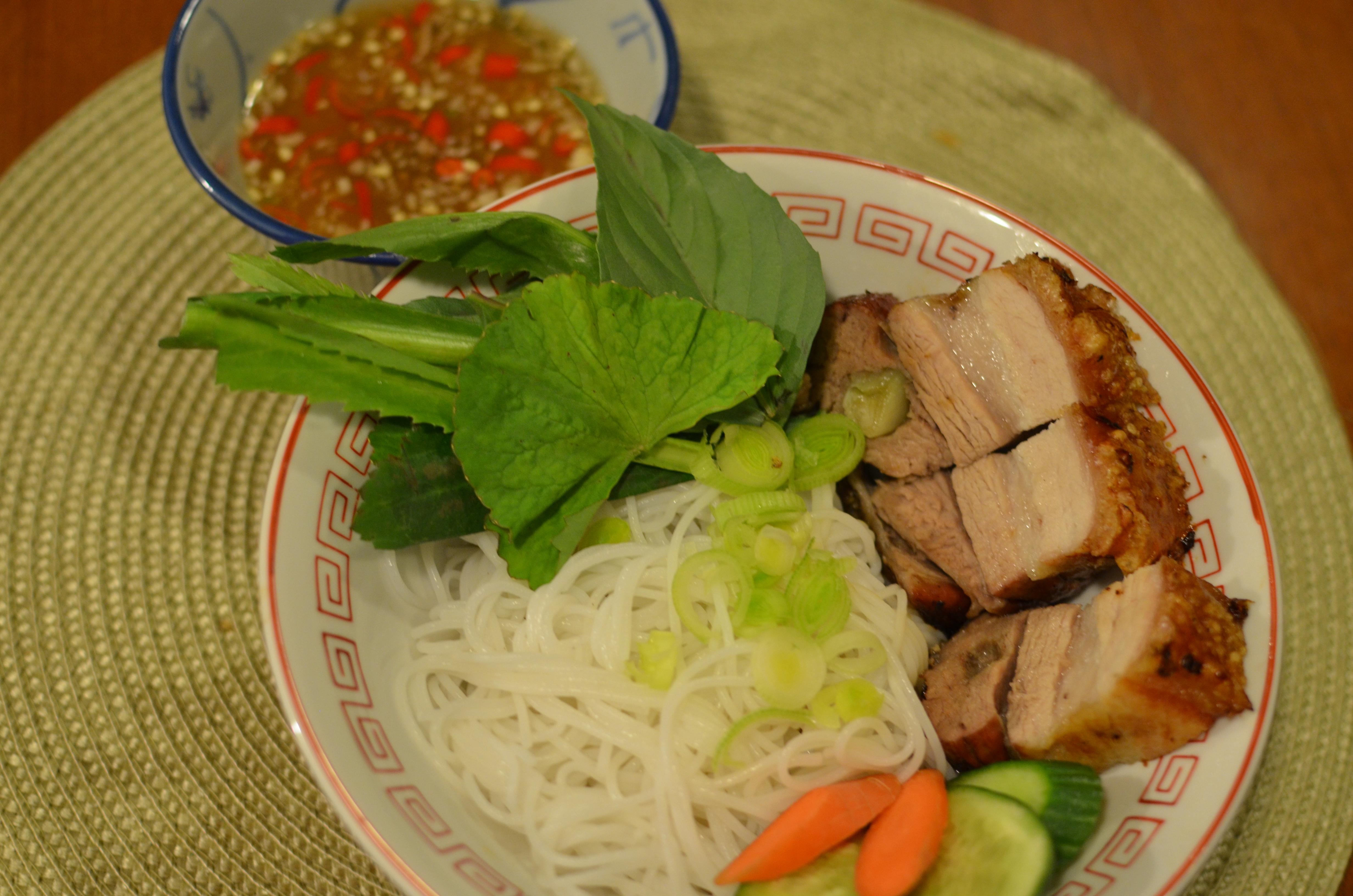 [Homemade] Crispy Vietnamese Pork Belly with Herbs r/food