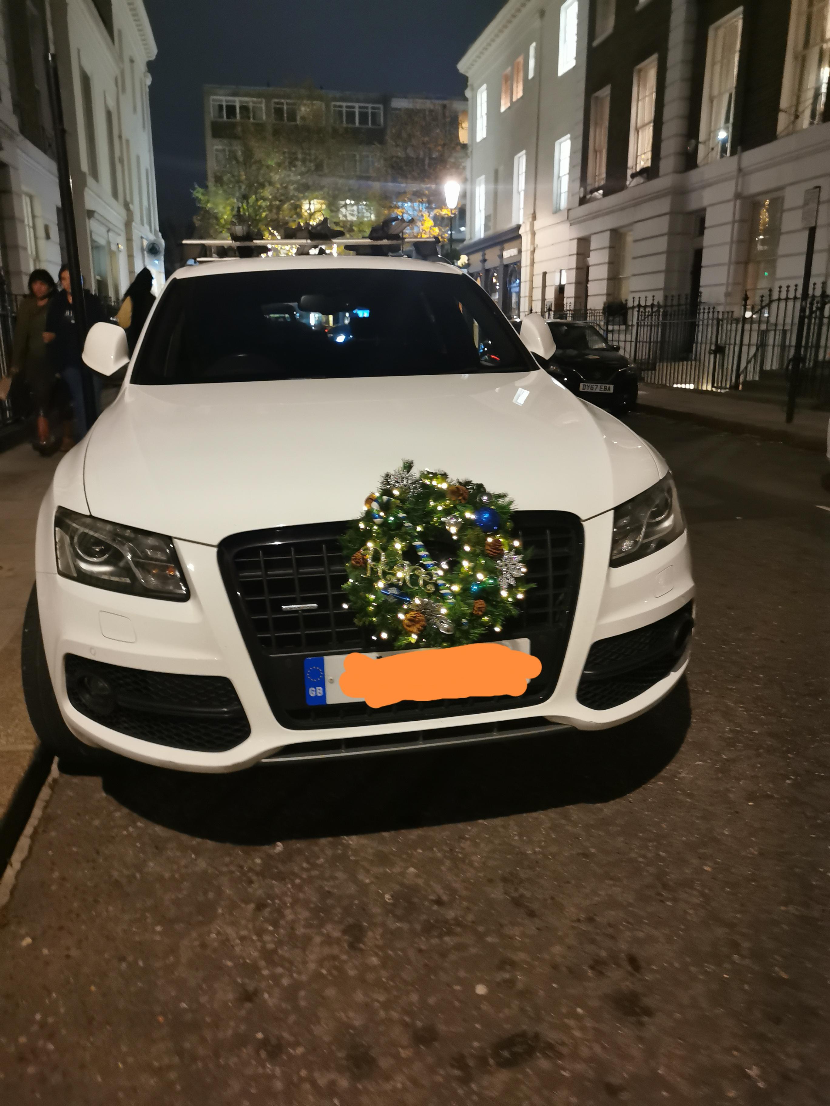 Casual car wreath : r/CasualUK