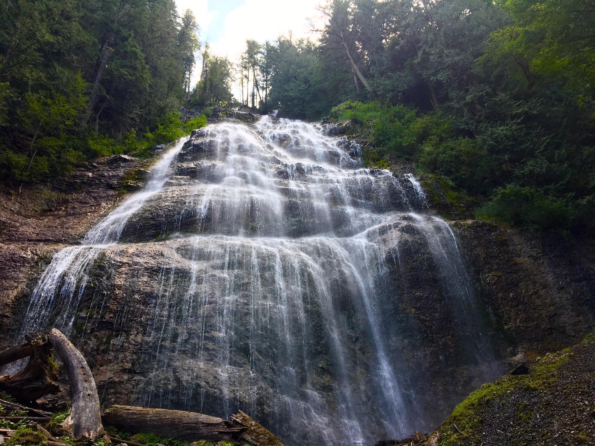 Bridal Veil Falls BC Canada 2436 x 1125 [OC] r/EarthPorn