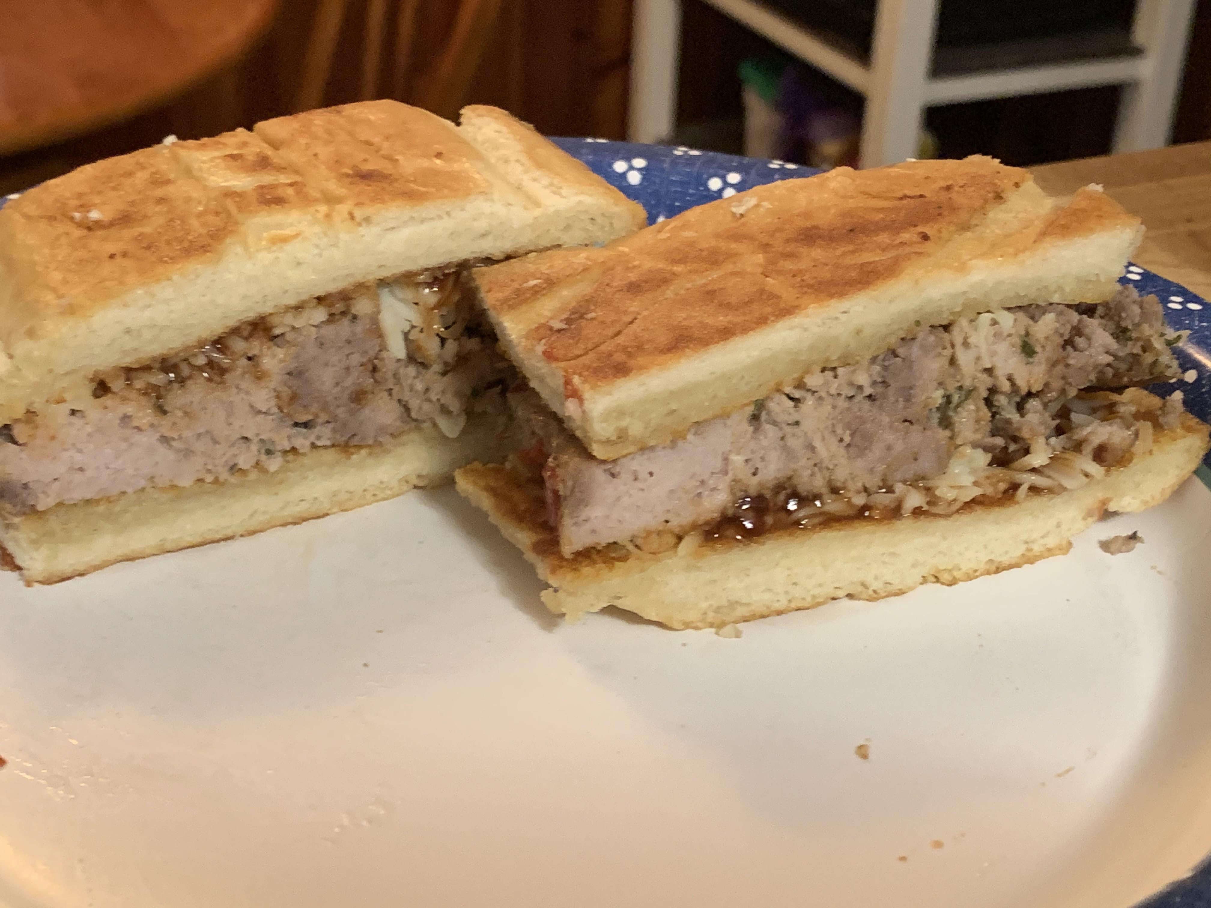 Meatloaf Melt Beef/Pork/Veal Meatloaf, Mozzarella/Provolone, Smoky BBQ