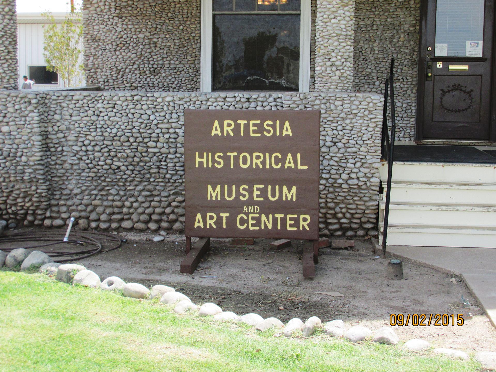 Artesia, New Mexico Museum. r/trypophobia