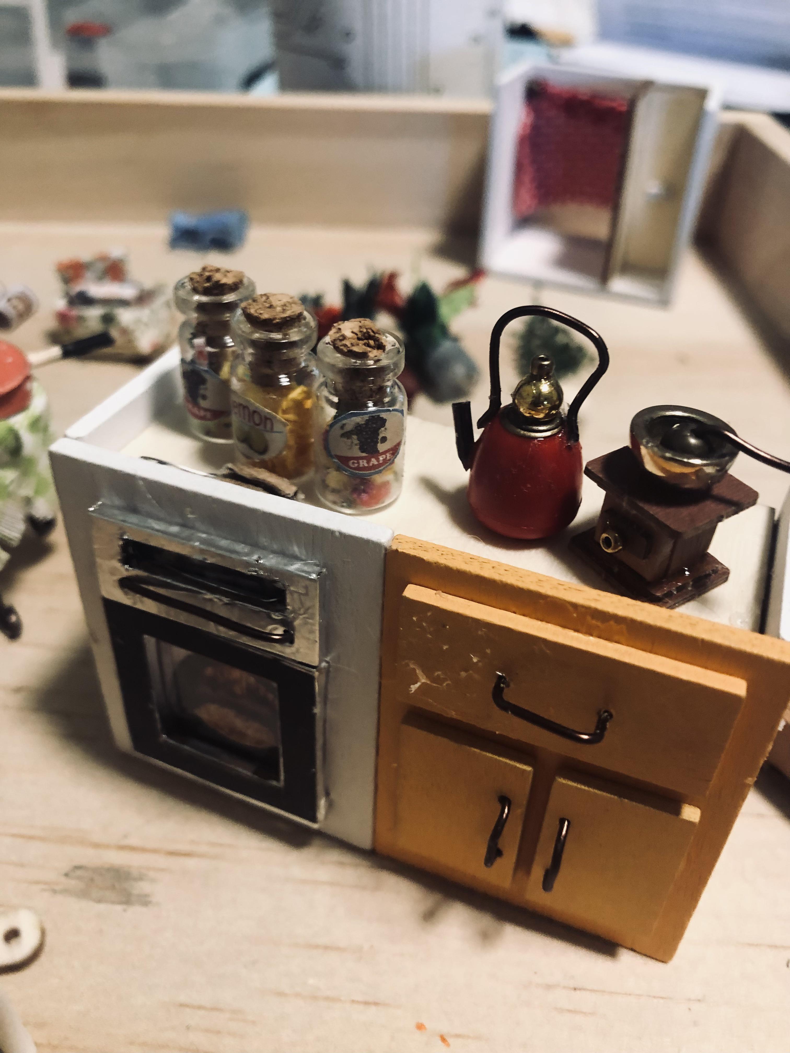 1144 Dollhouse, i added lights. Furniture made from kits, house from kit mostly. Dollhouses