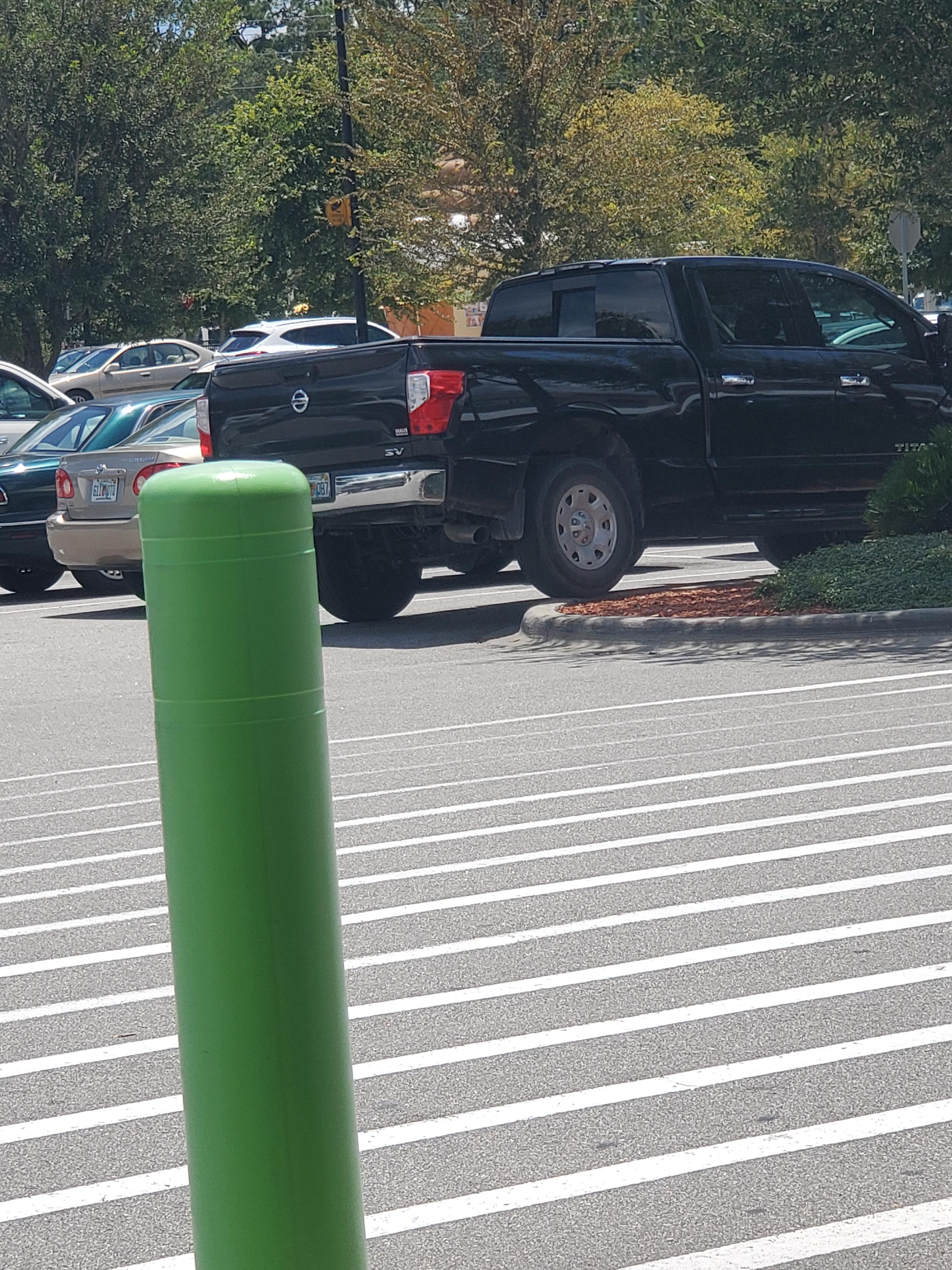 Saw this parking job at work the other day r/mildlyinfuriating