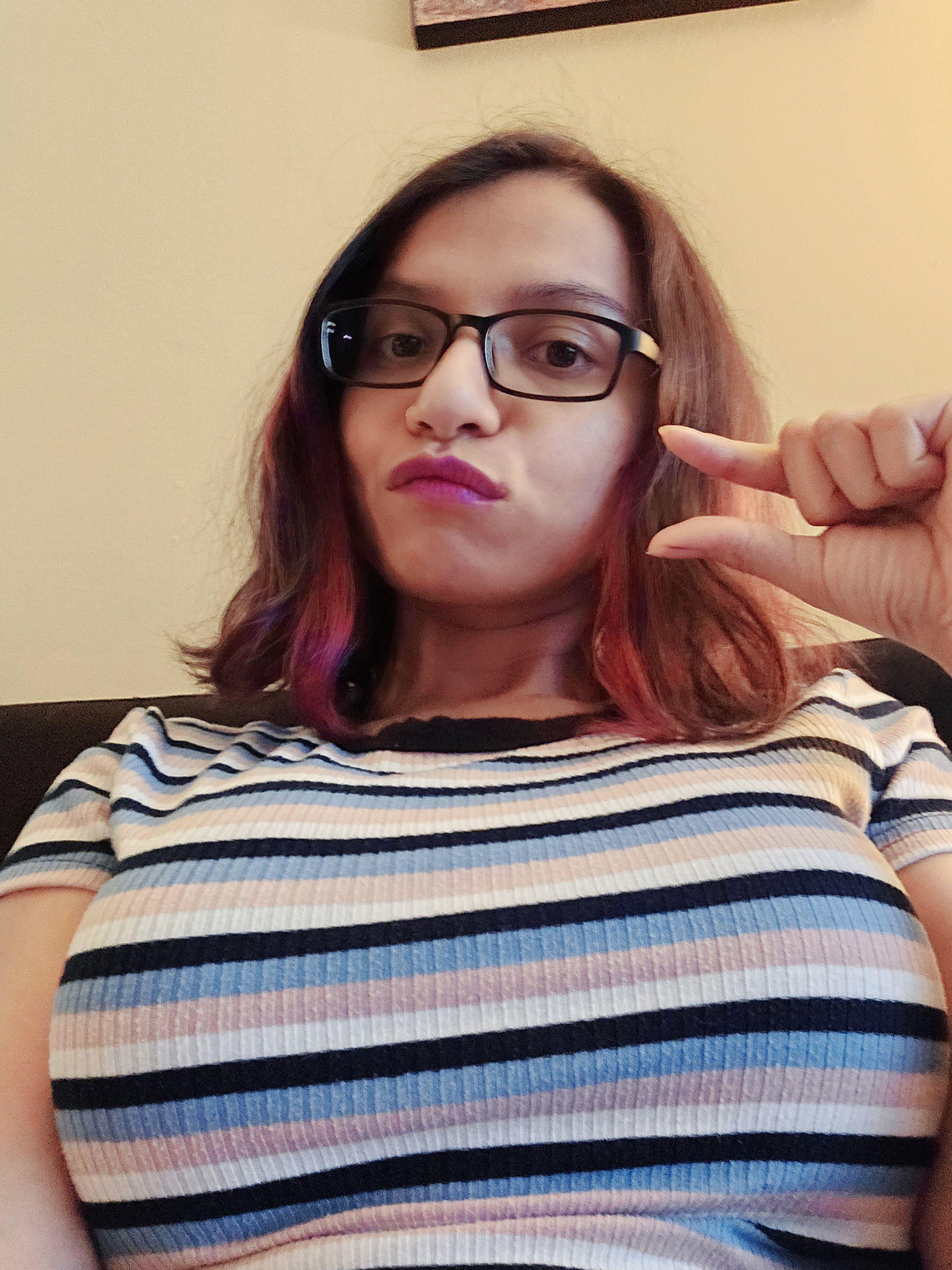 If your under 7 inches than your pathetic and should be caged : Goddess_Rarity