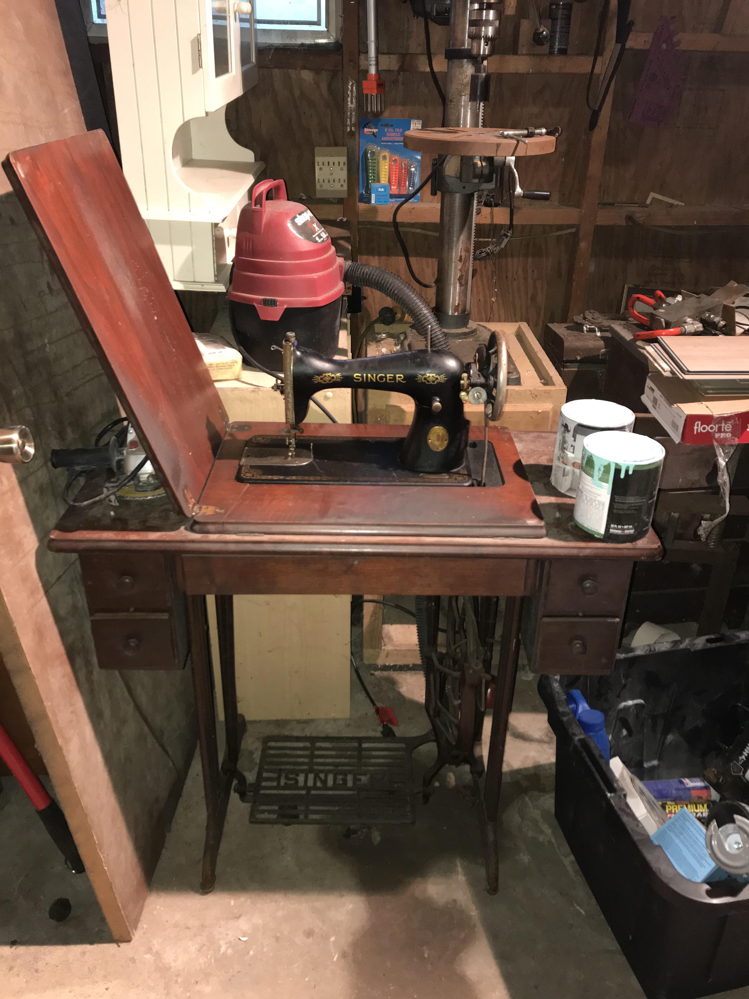 1936 Singer Sewing Machine. What’s it Worth? r/Antiques