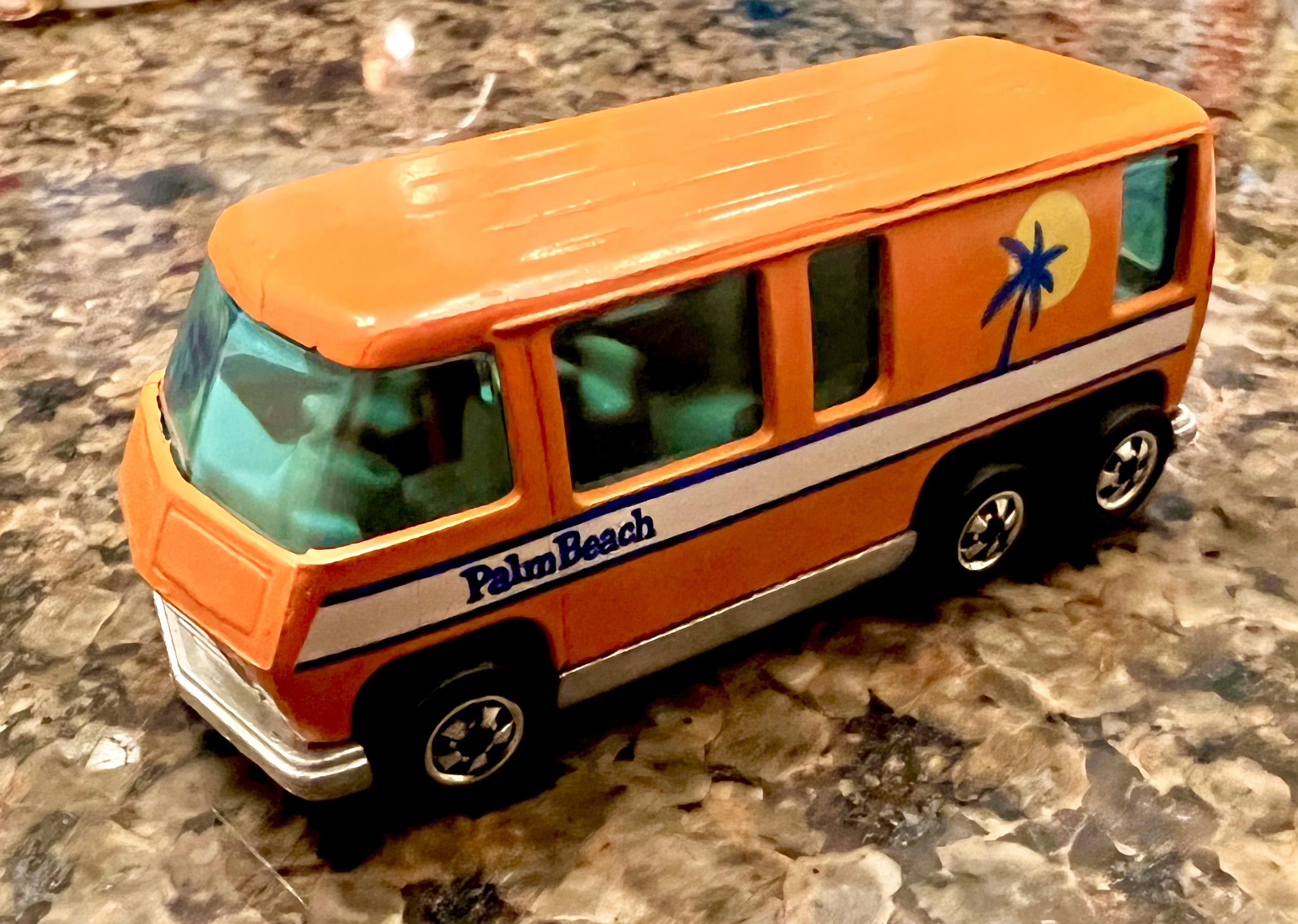 Recollecting my childhood cars GMC Motorhome 1977 Flying Colors HotWheels