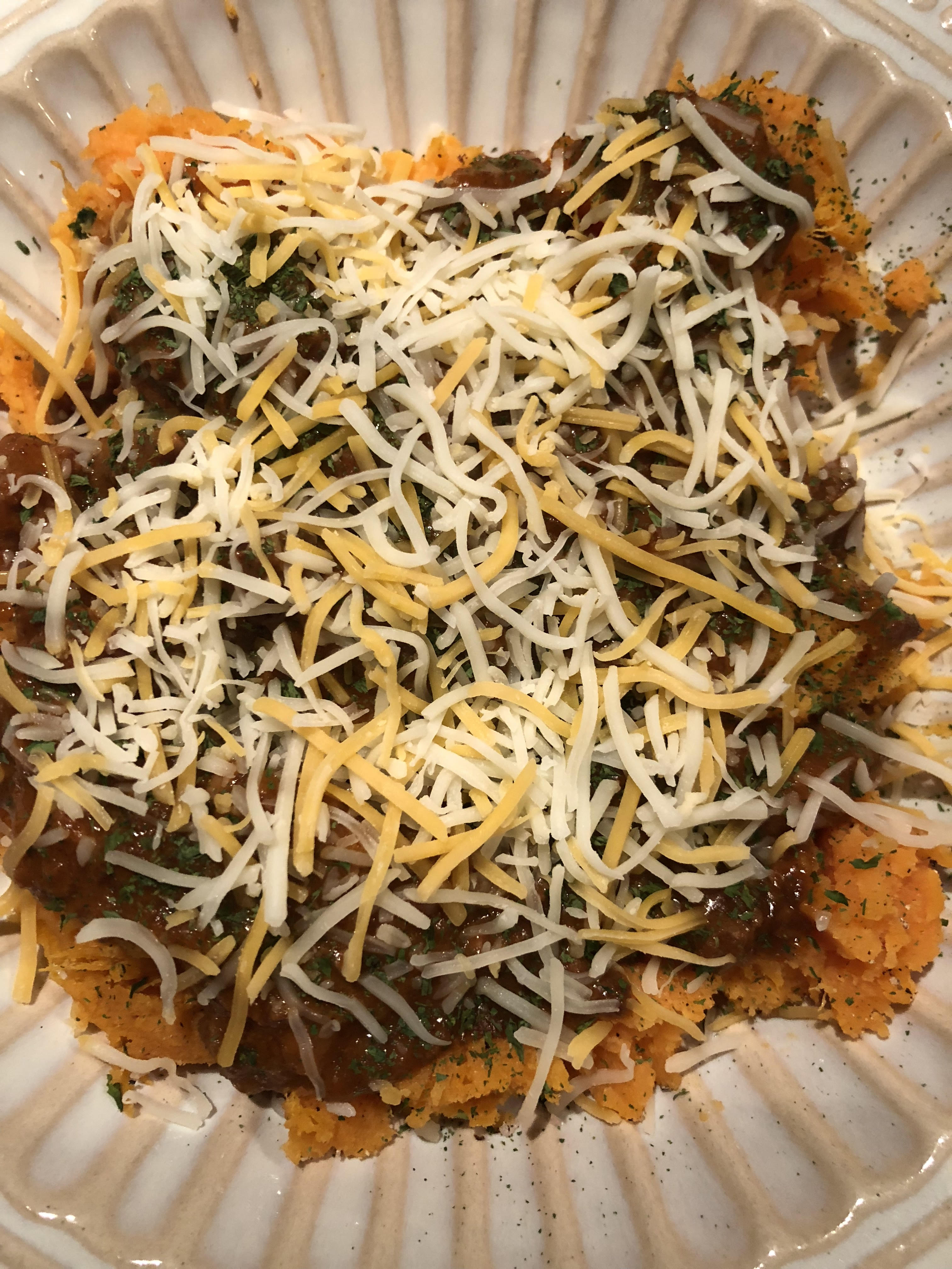 Chili and Cheese Stuffed Sweet Potato Cheater Recipe 350 kcal r