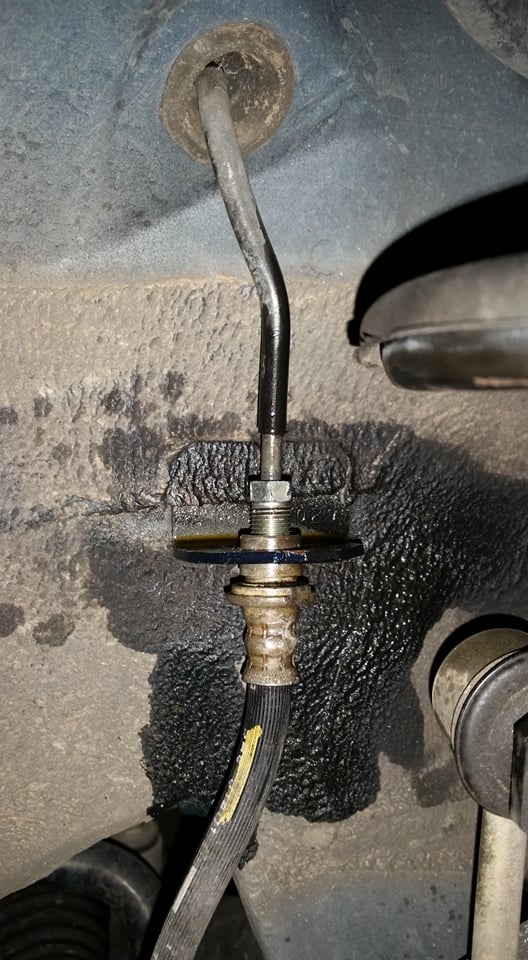 2006 Toyota Corolla Stuck Brake Hose (Flare Nut Not Rounded) r