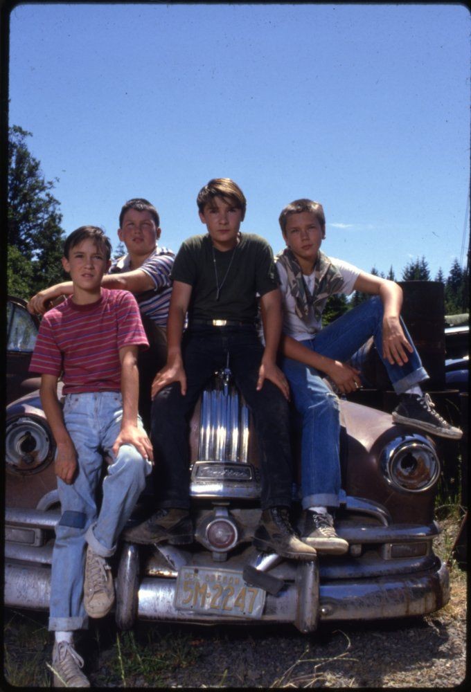 River Phoenix, Corey Feldman, Jerry O'Connell and Wil Wheaton in Stand