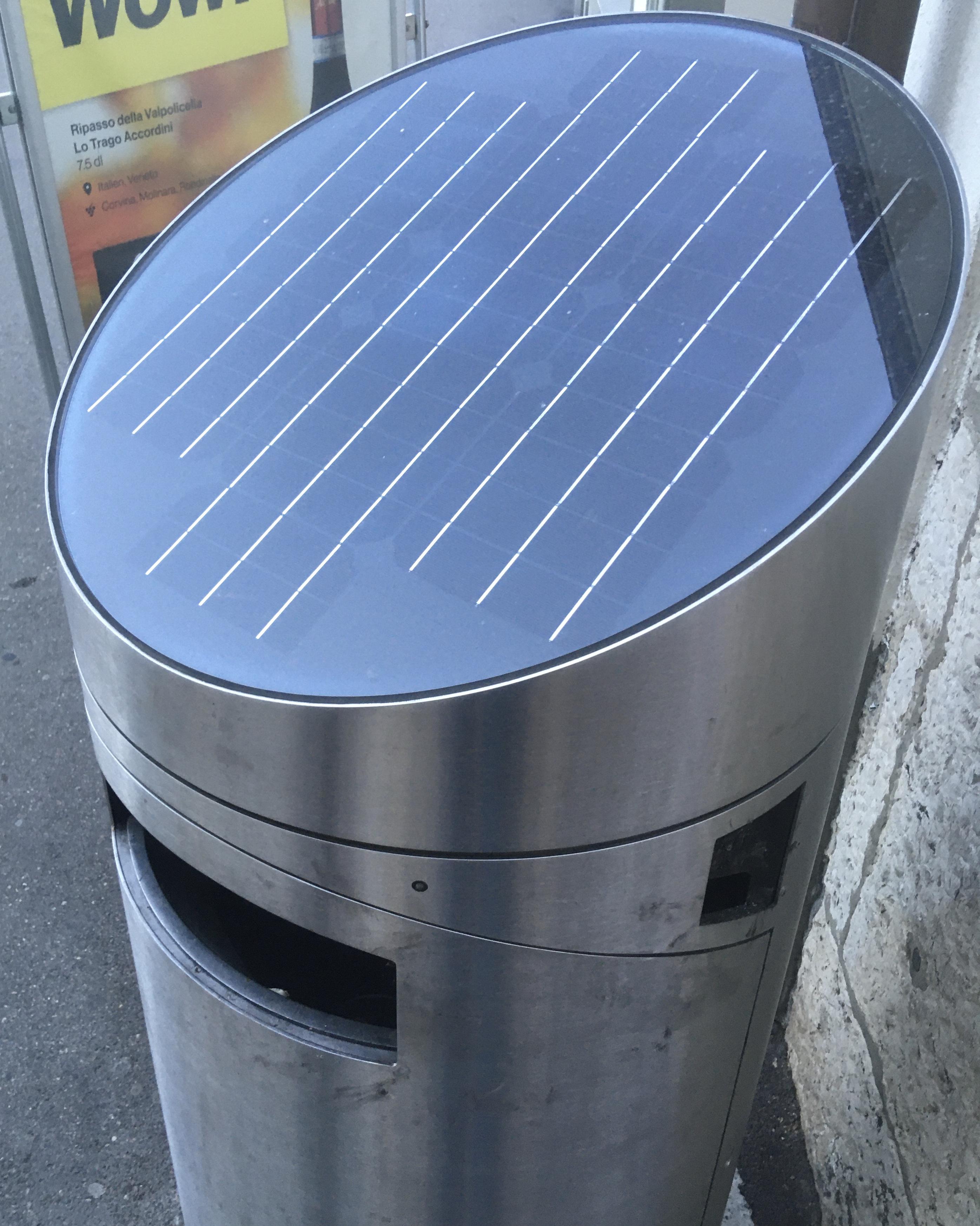 A solarpowered trash can r/mildlyinteresting