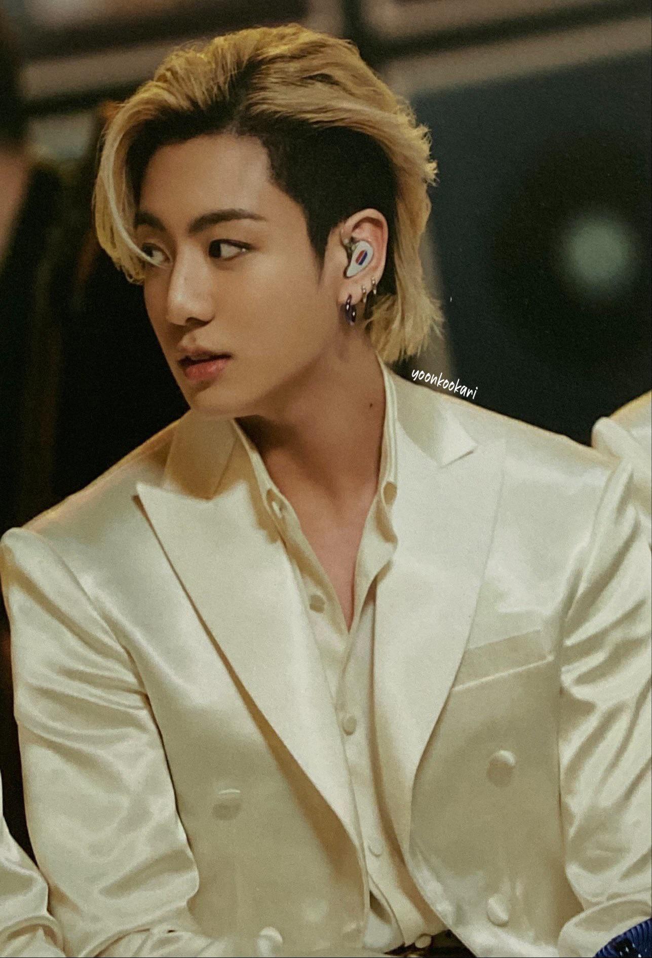 Share 65+ kim taehyung undercut hairstyle latest in.eteachers