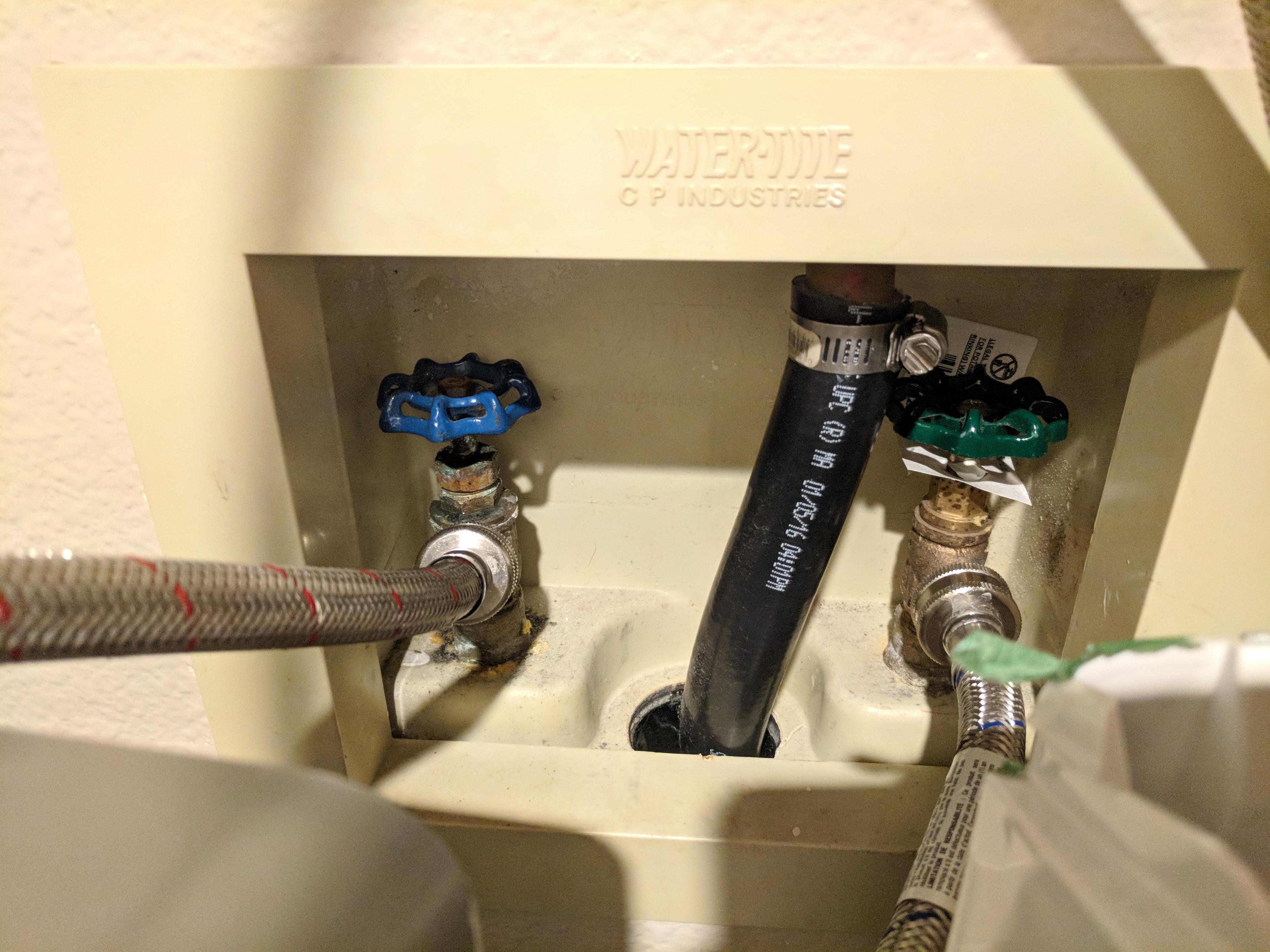 Hose in the middle. What is it? Just moved in. Landlord didn't provide