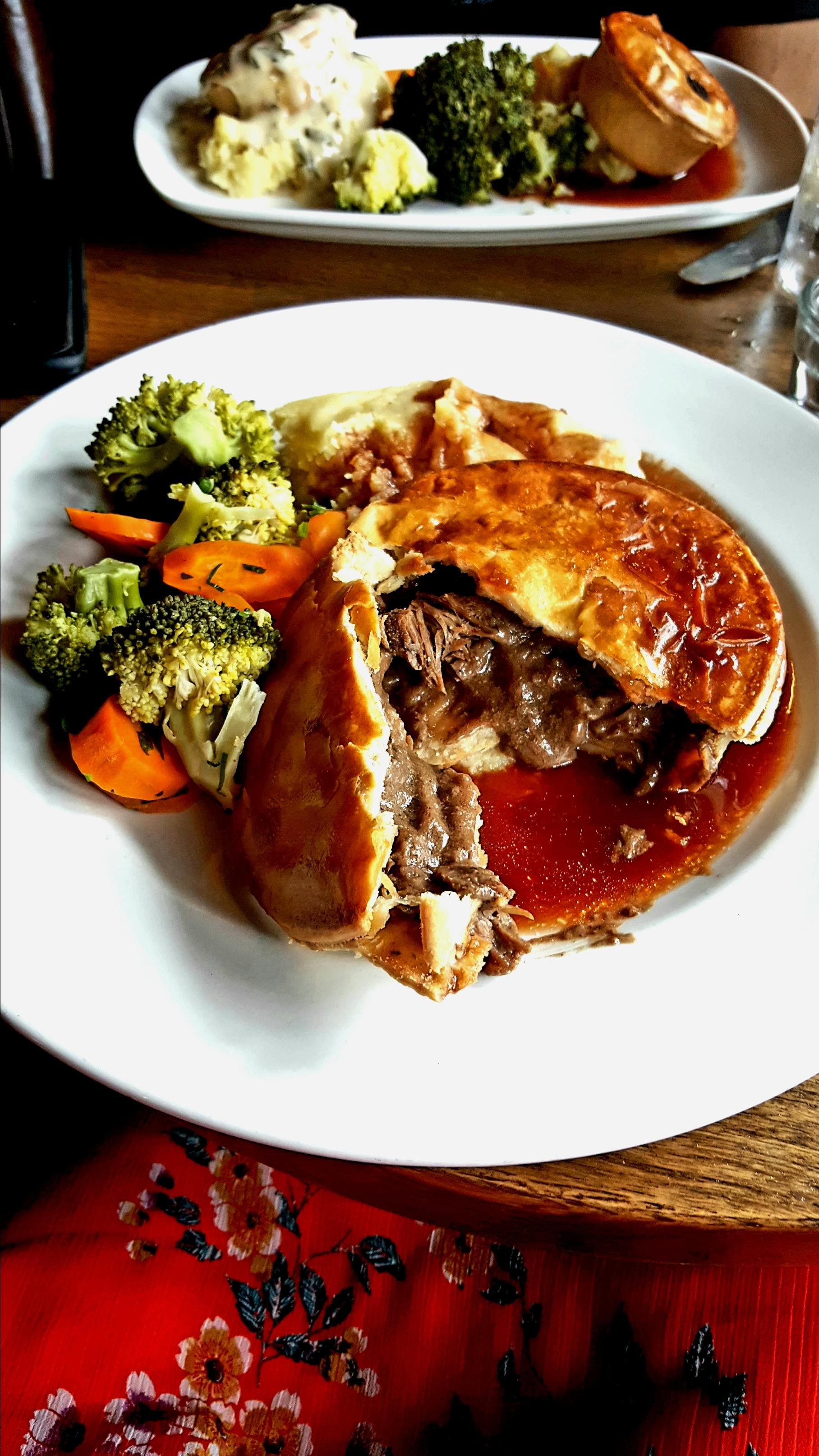 [I ate] Steak & Tanglefoot Ale Pie and Veg r/food