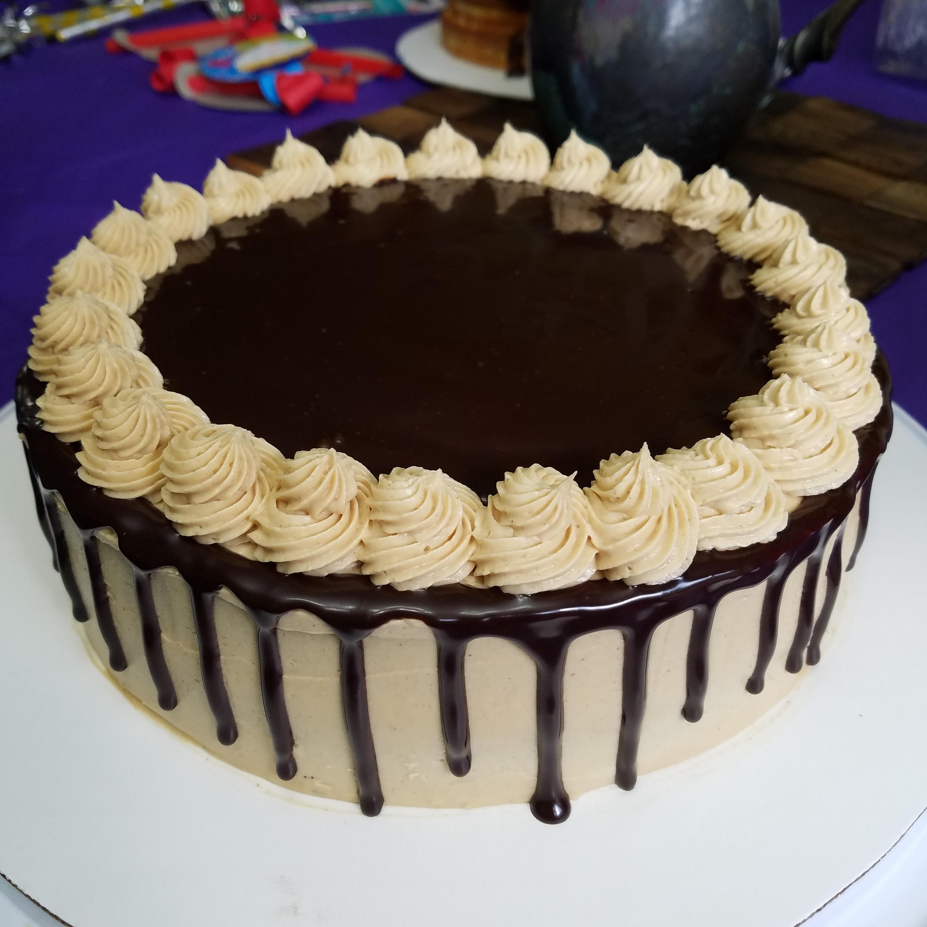 Dark chocolate cake, peanutbutter butter cream, chocolate ganache r