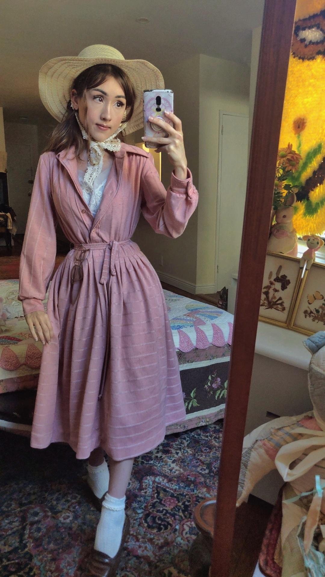 Scored this beautiful vintage dress at Beacon's Closet yesterday ) r