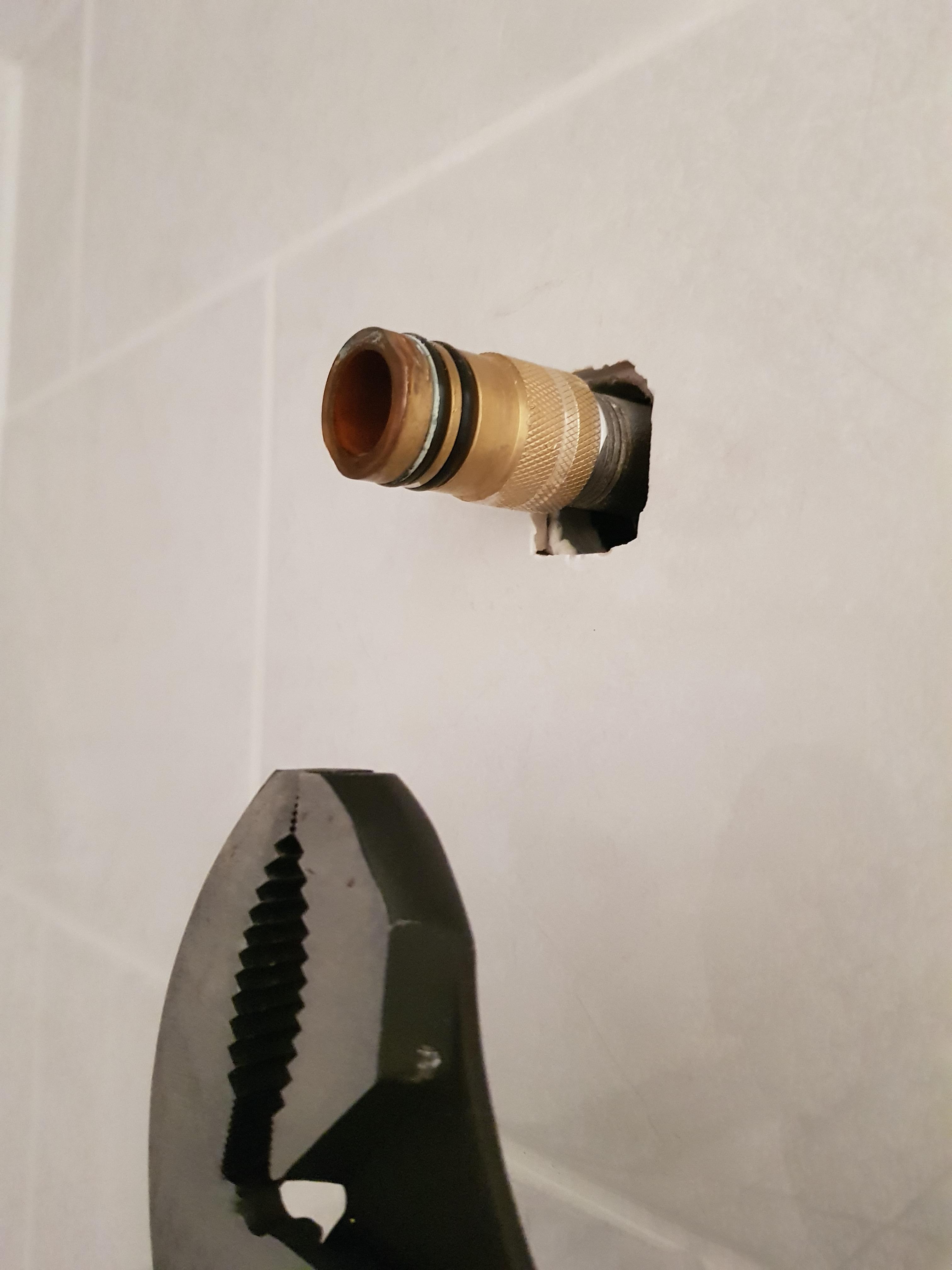 How do I get this fitting off? This tool doesn't get a good grip. I