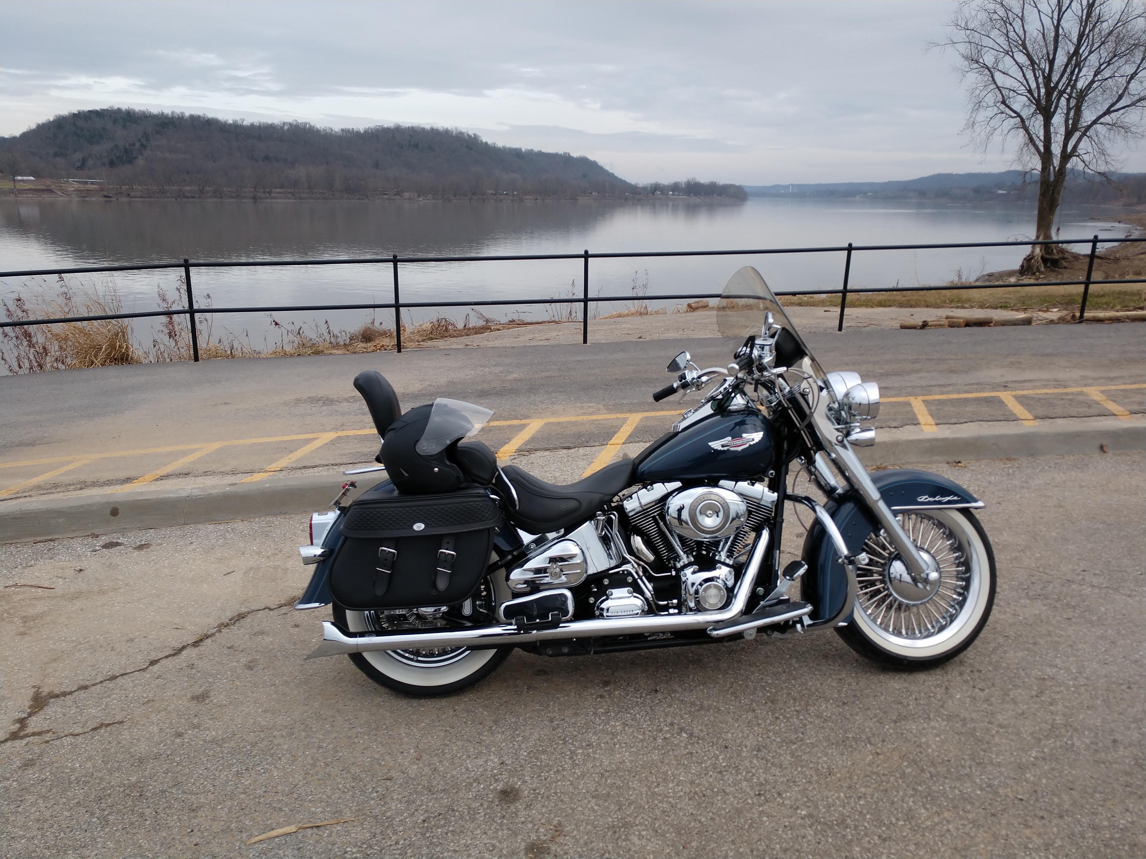 Unbelievable string of nice winter weather. Carrollton KY on the Ohio