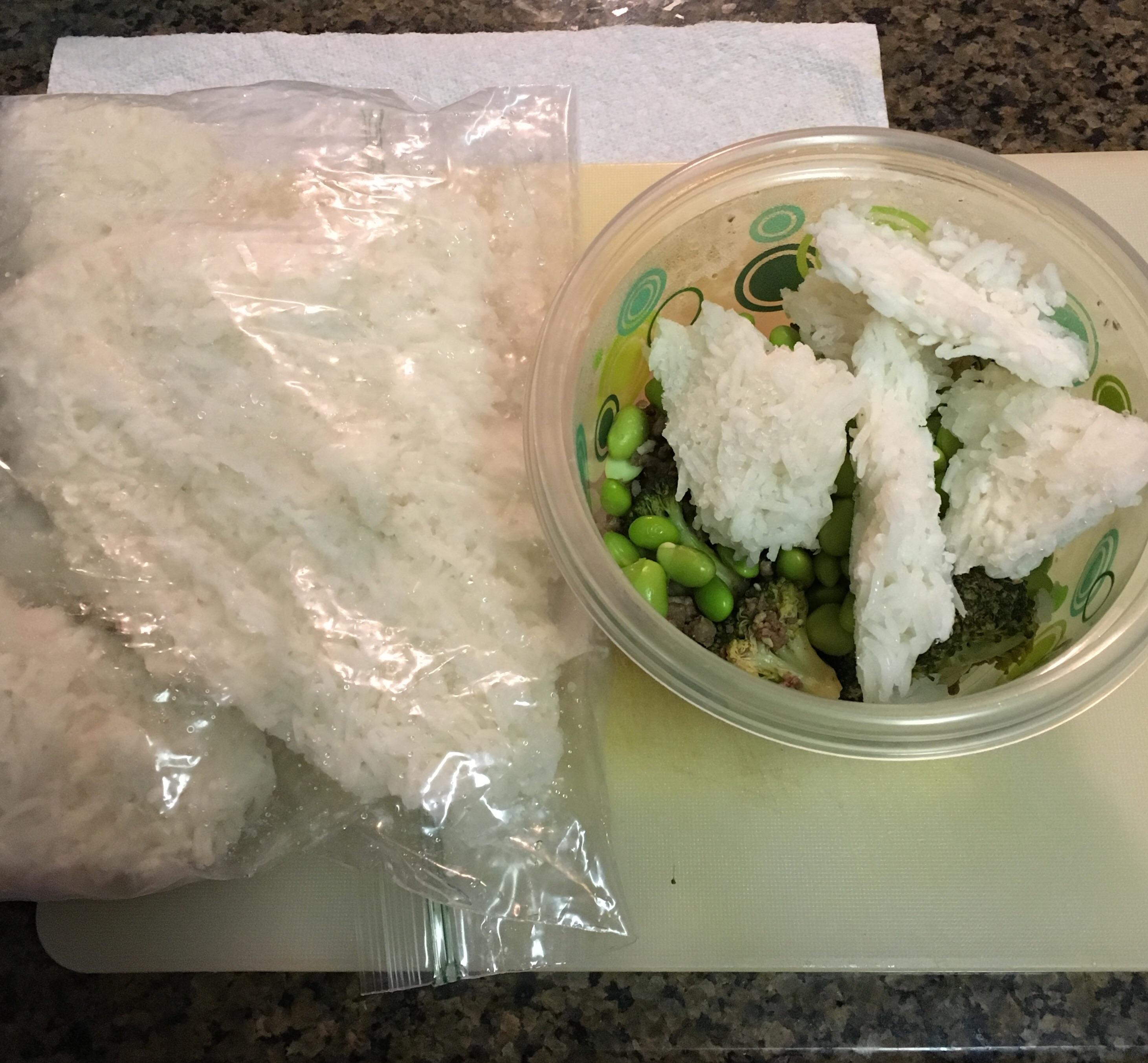 Has anyone tried freezing cooked rice for the week? r/MealPrepSunday