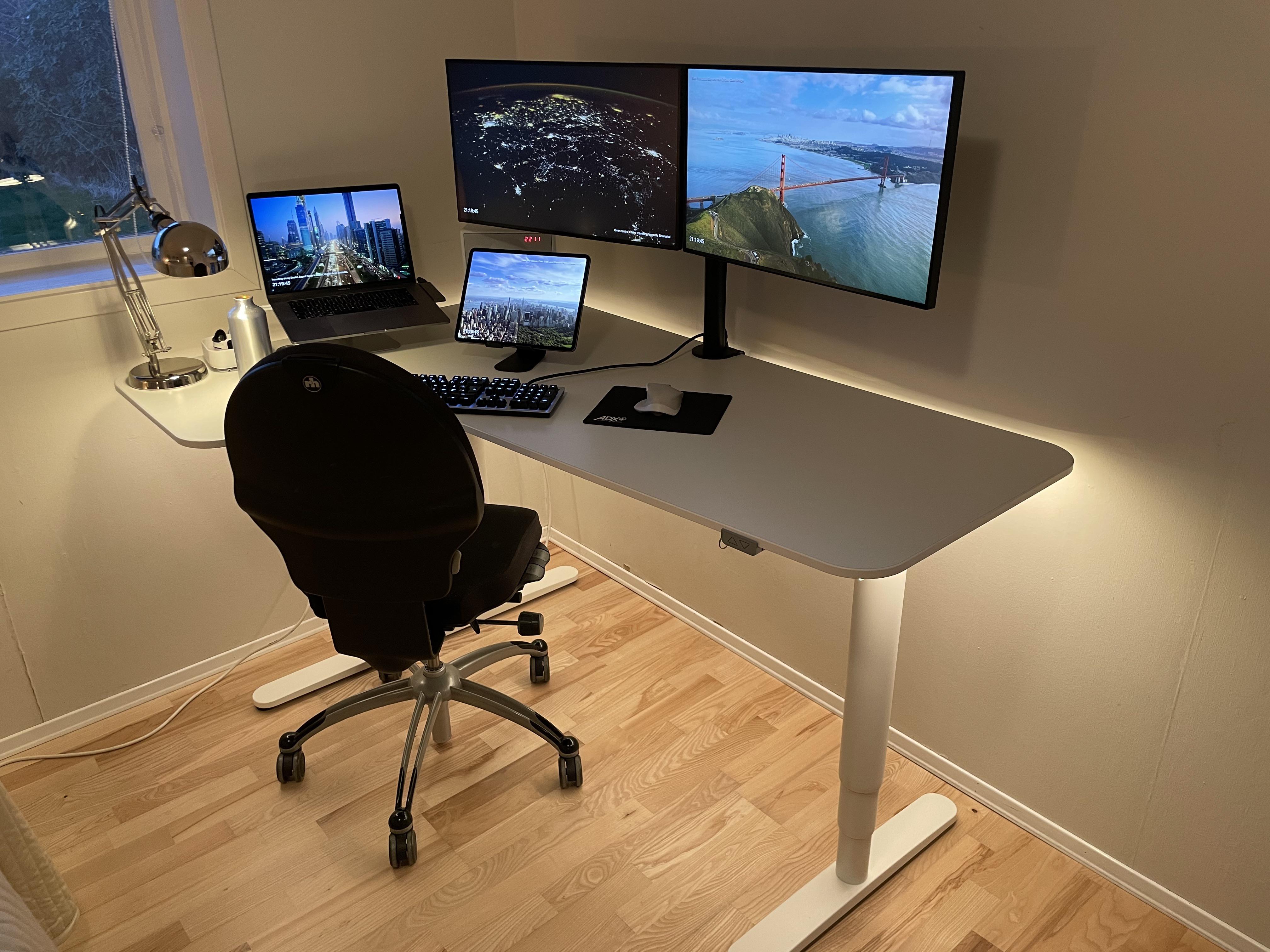 Got a led strip for my desk at home. Now i feel like i need some for