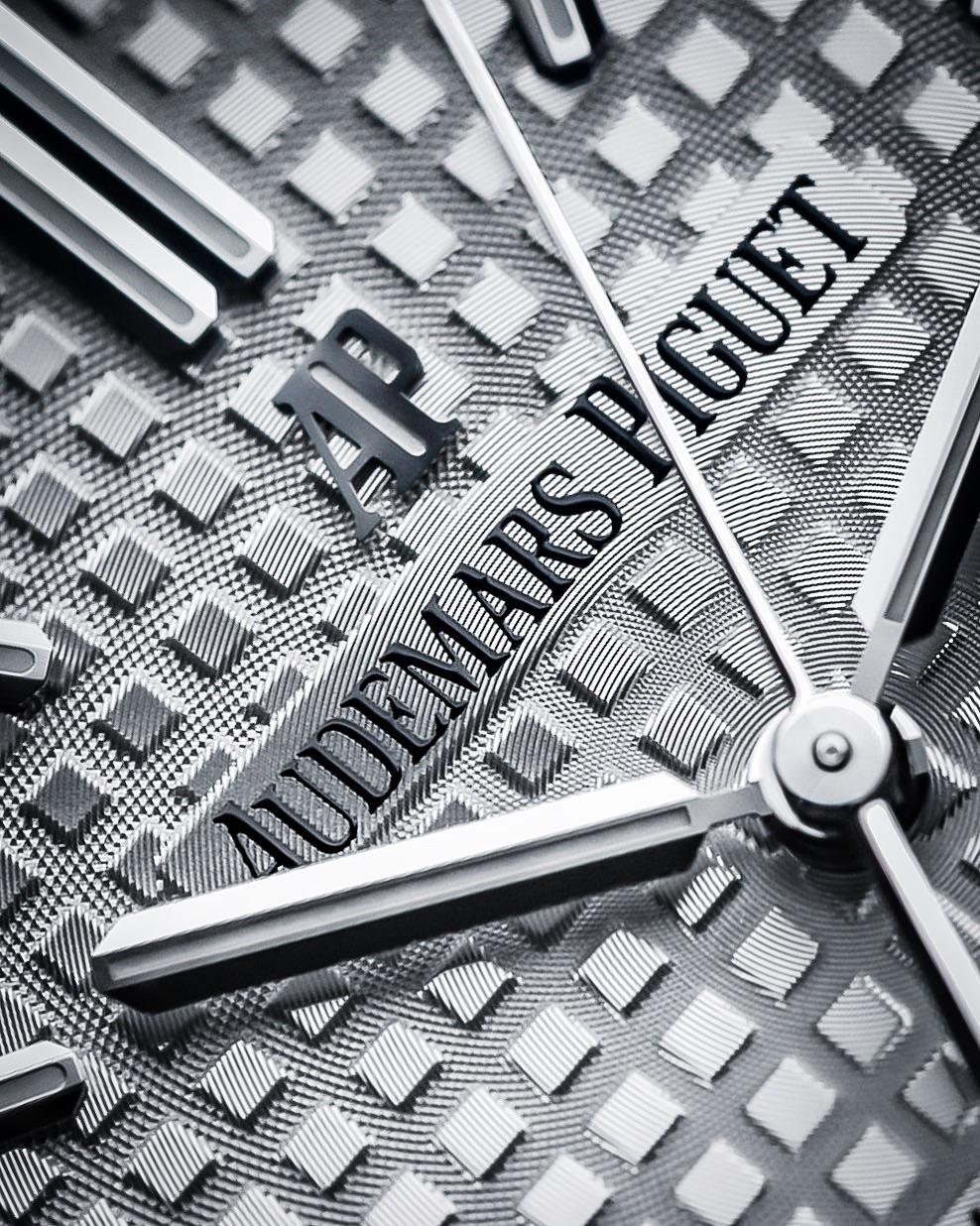 [Royal Oak] Macro Monday via /r/Watches – daslikes