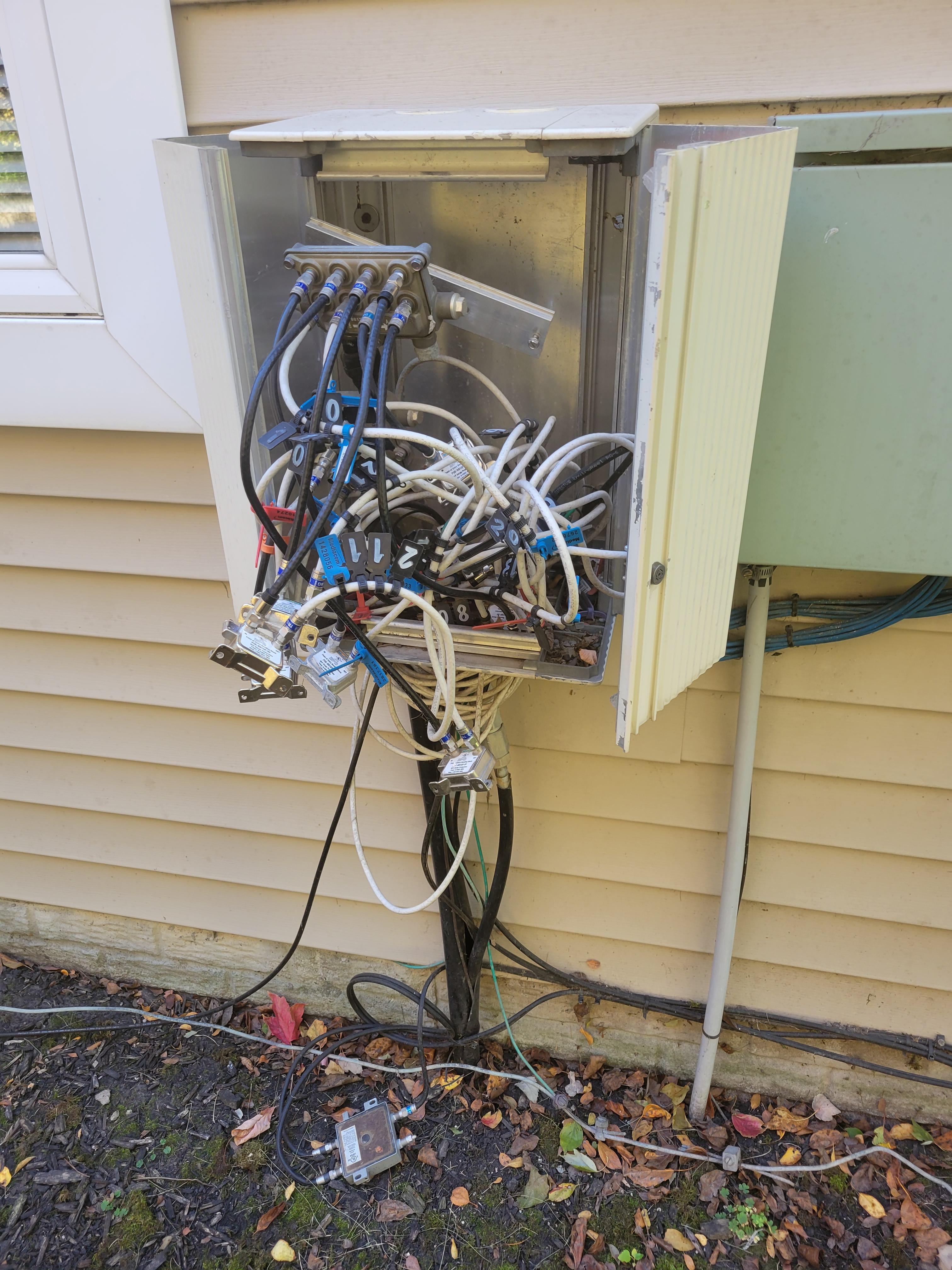 Condo unit : r/HomeNetworking