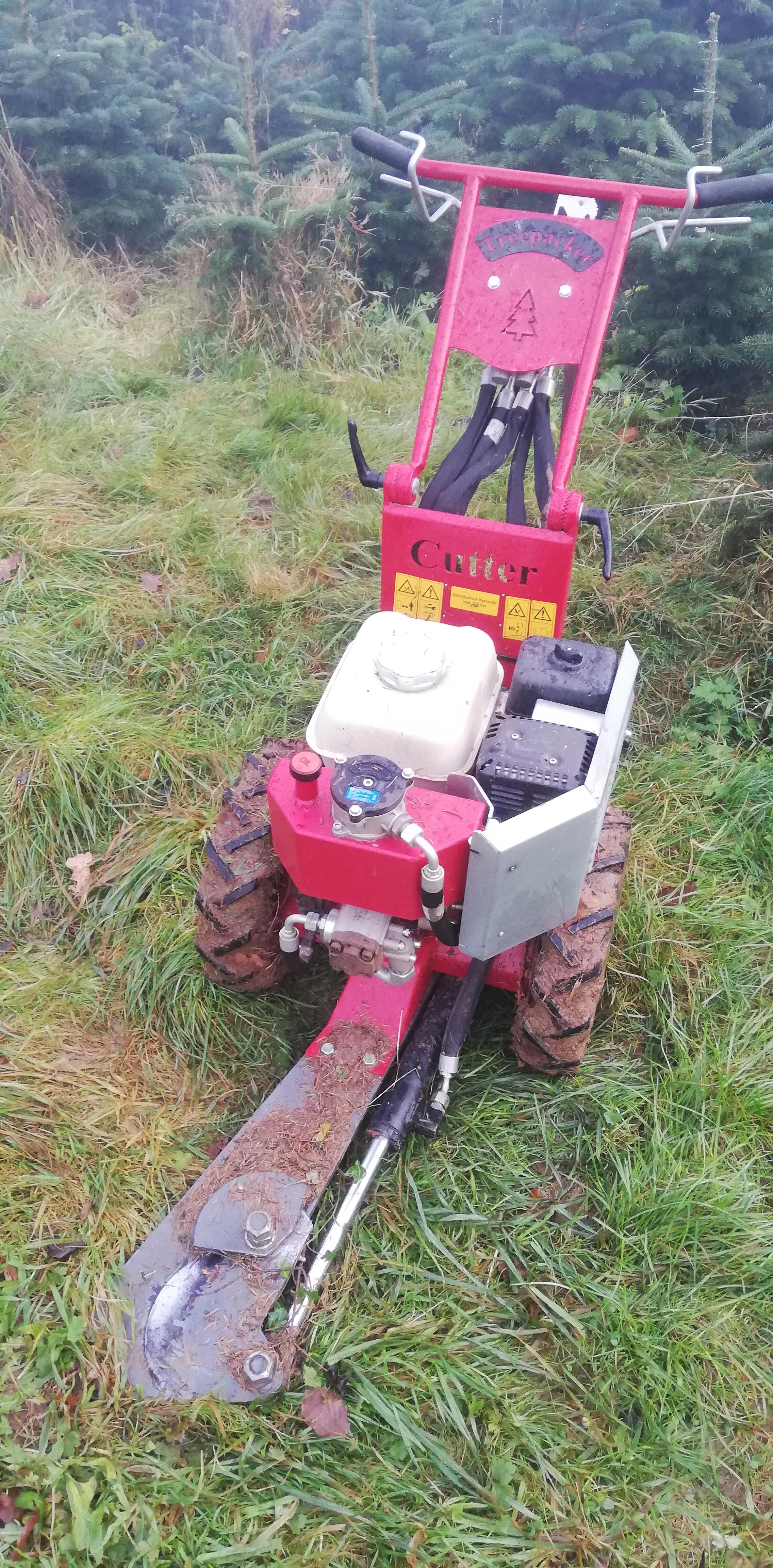 Hydraulic Christmas tree cutting machine r/specializedtools