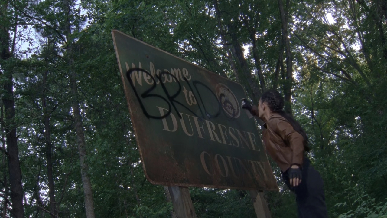 In The Walking Dead 9x01 ("A New Beginning") there is a sign reading