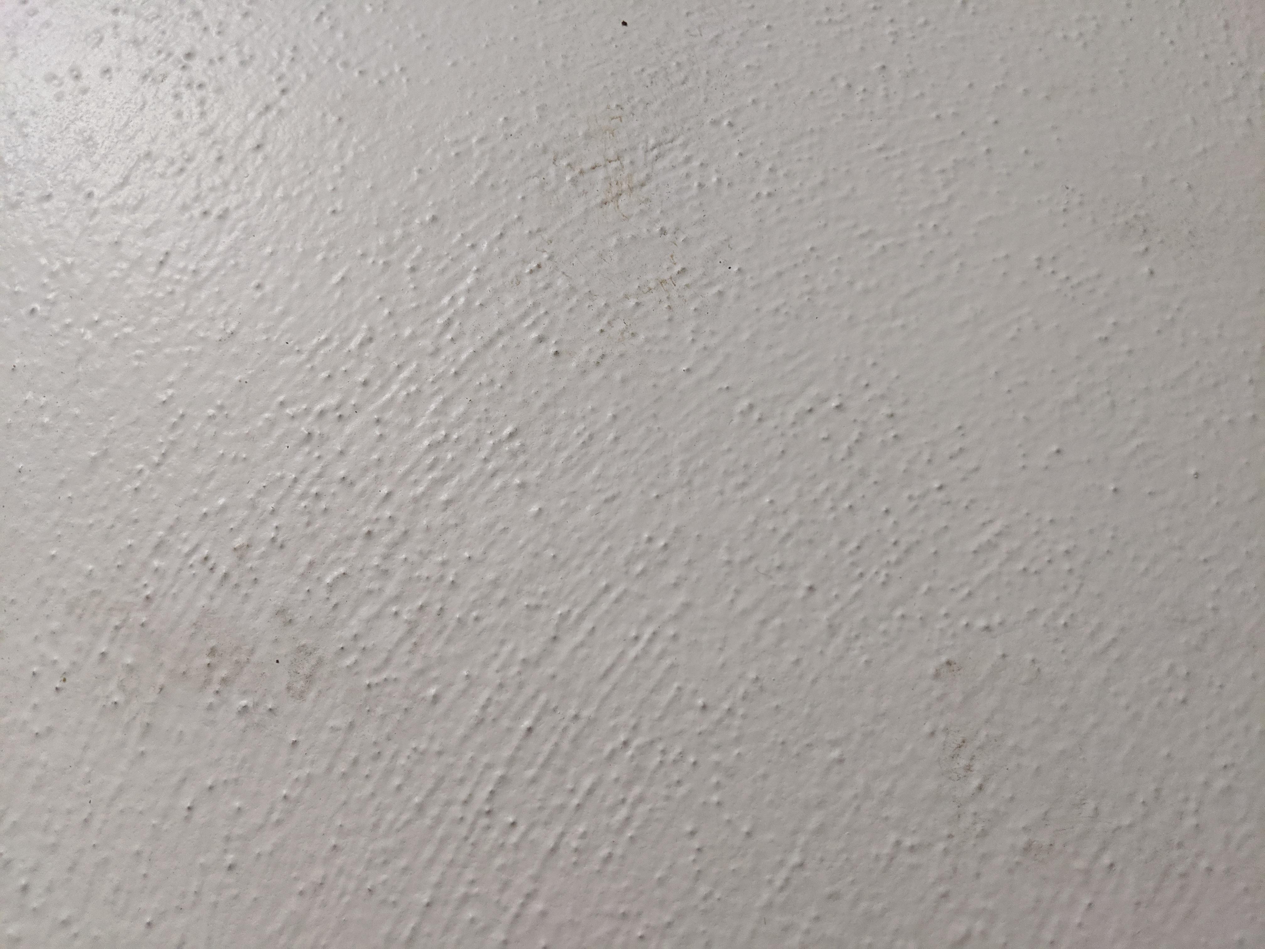Suddenly discovered discoloration on my ceiling fan, is this mold? Mold