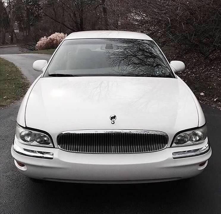 Hello Reddit! Here's my 2002 Buick Park Avenue I got as a hand me down