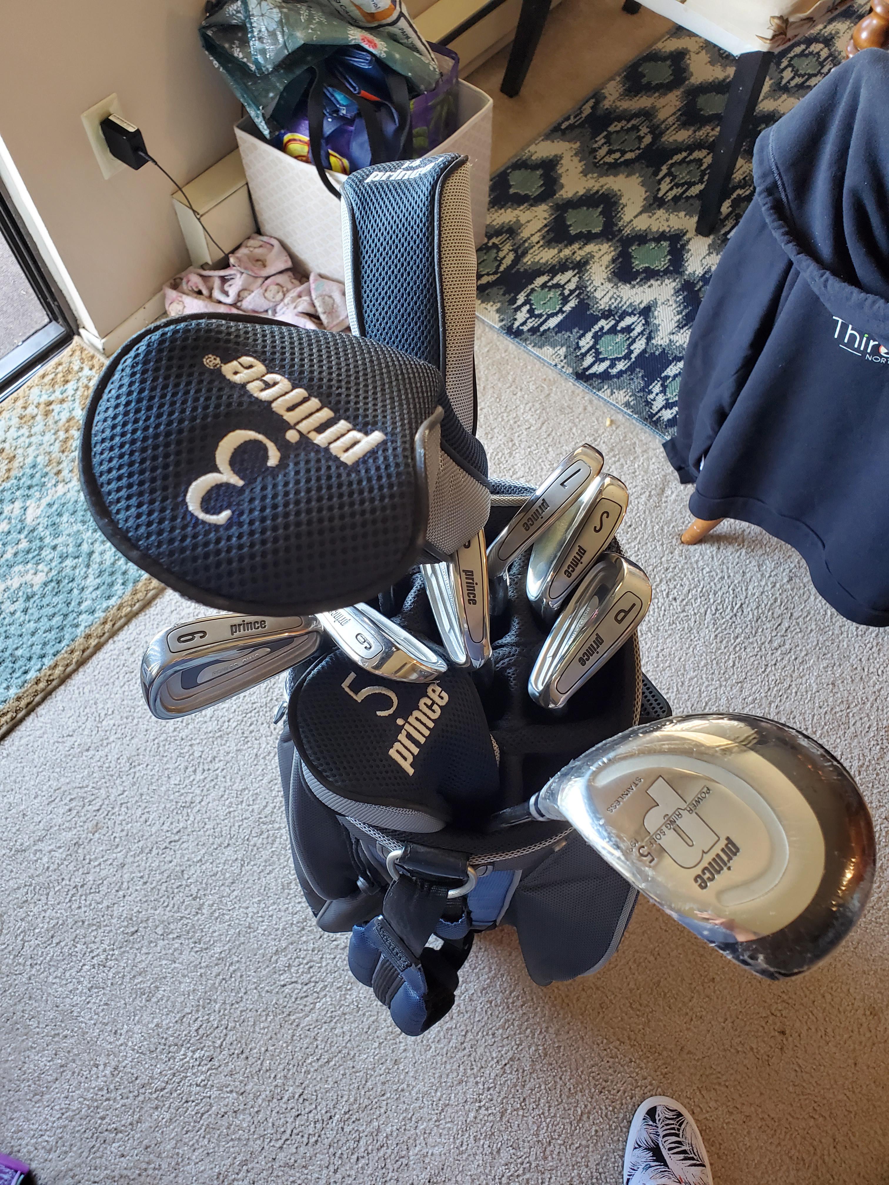 Brand new, heads in plastic golf clubs 10 r/ThriftStoreHauls
