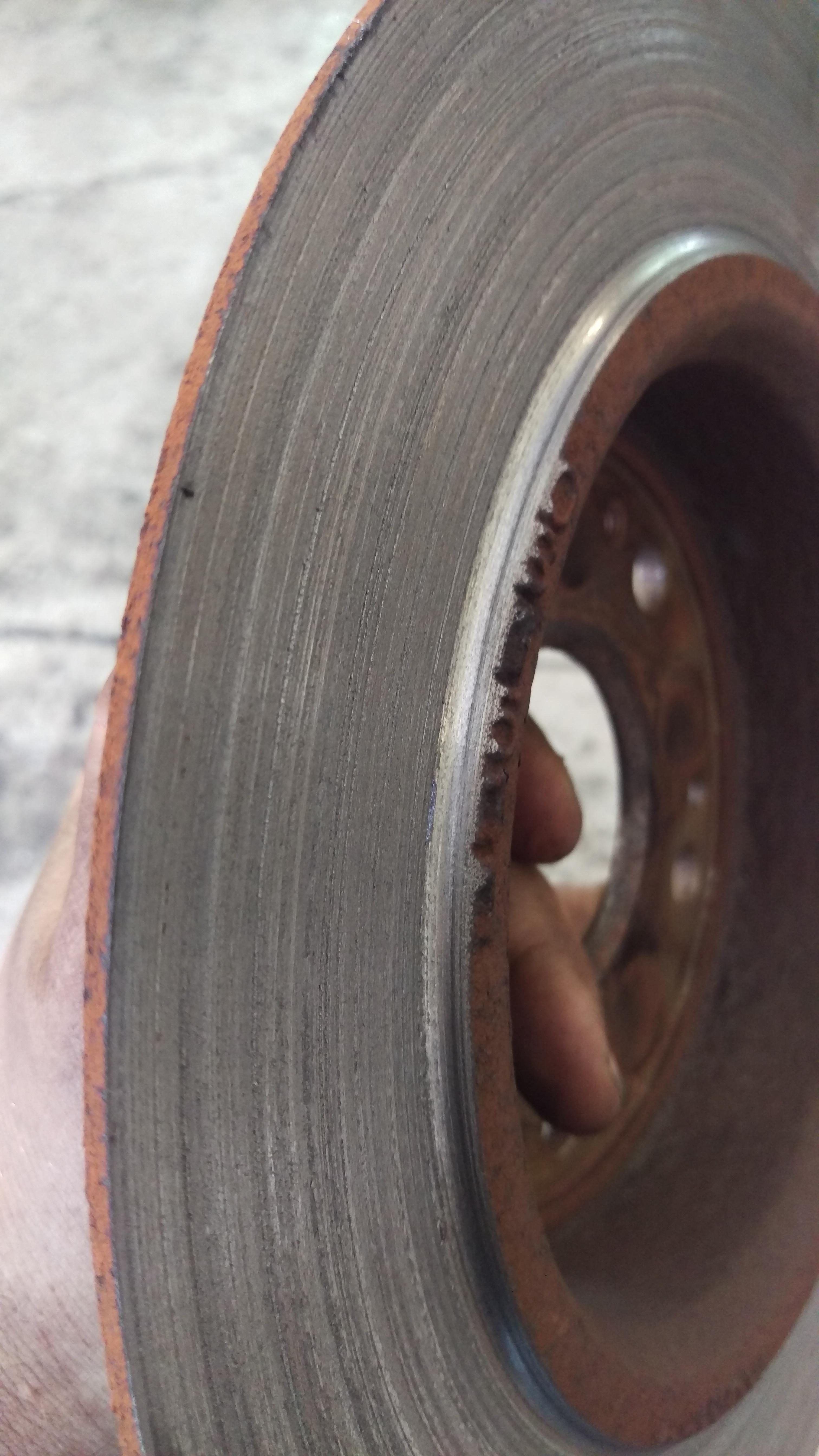 C/S there is a grinding noise when braking : r/Justrolledintotheshop