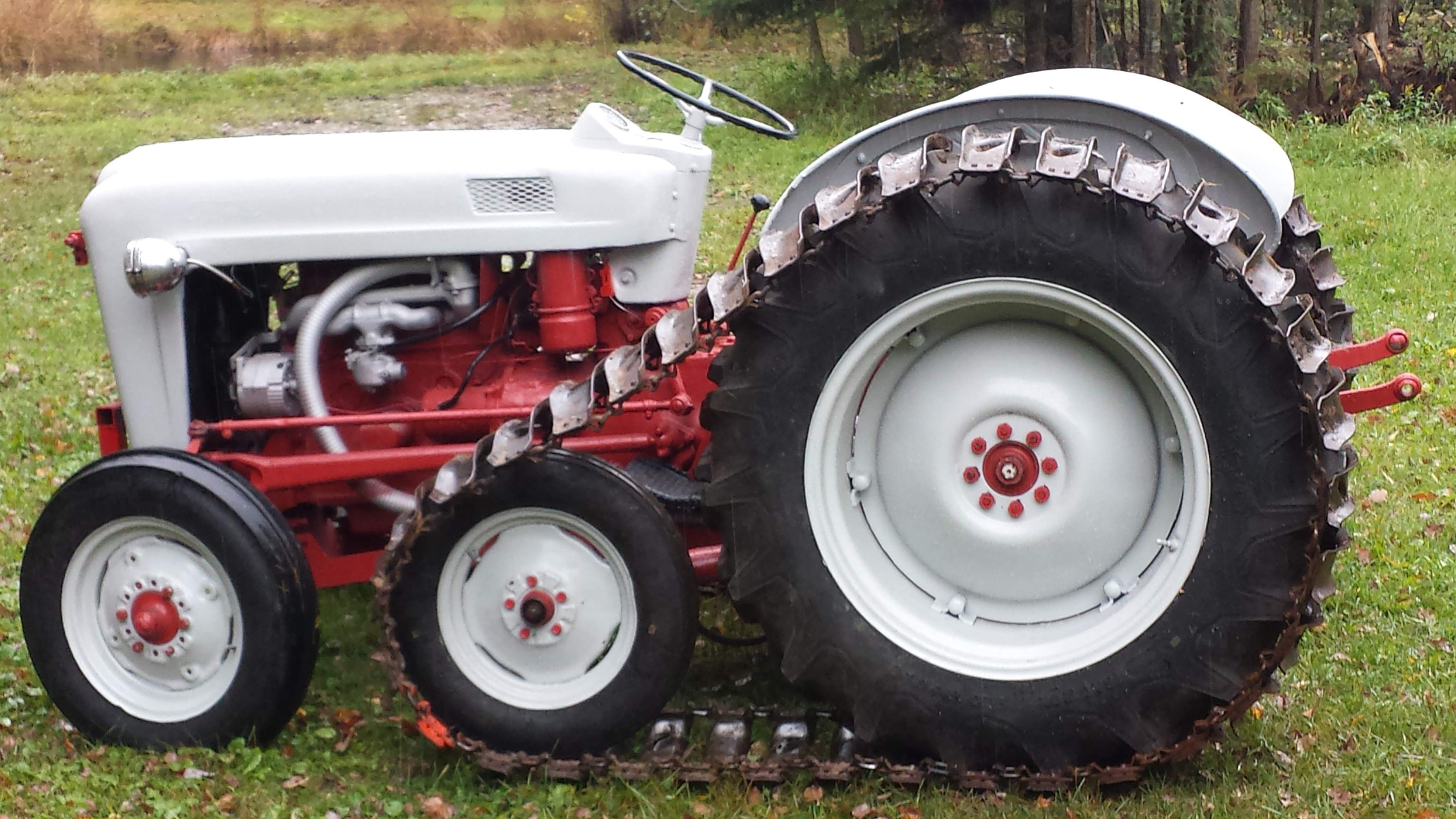 Saw one of these on TV (Alaska the Last Frontier) 8N halftrack r