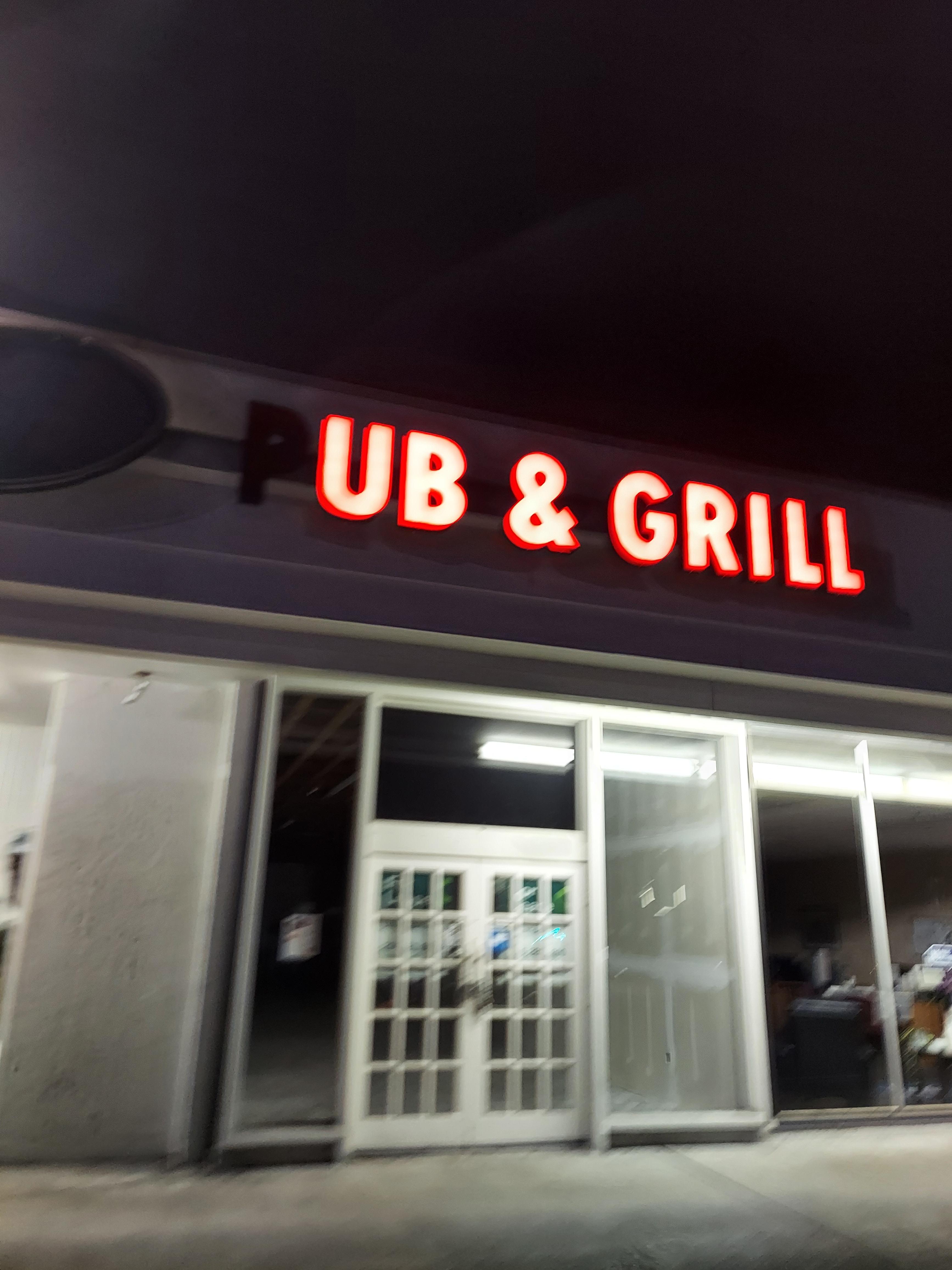 UB & GRILL r/skamtebord