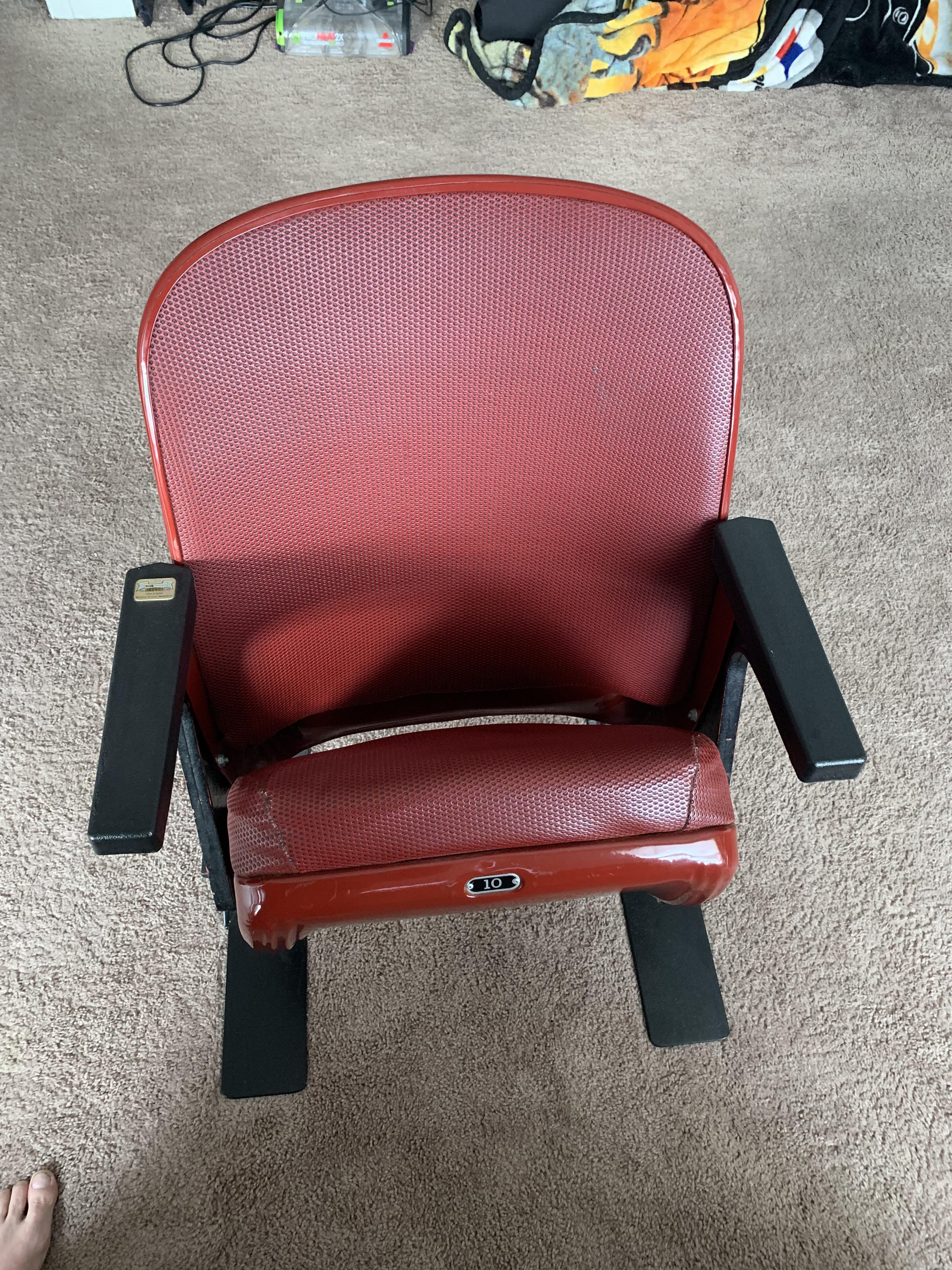 My office chair....thought you guys might like to see my daily office