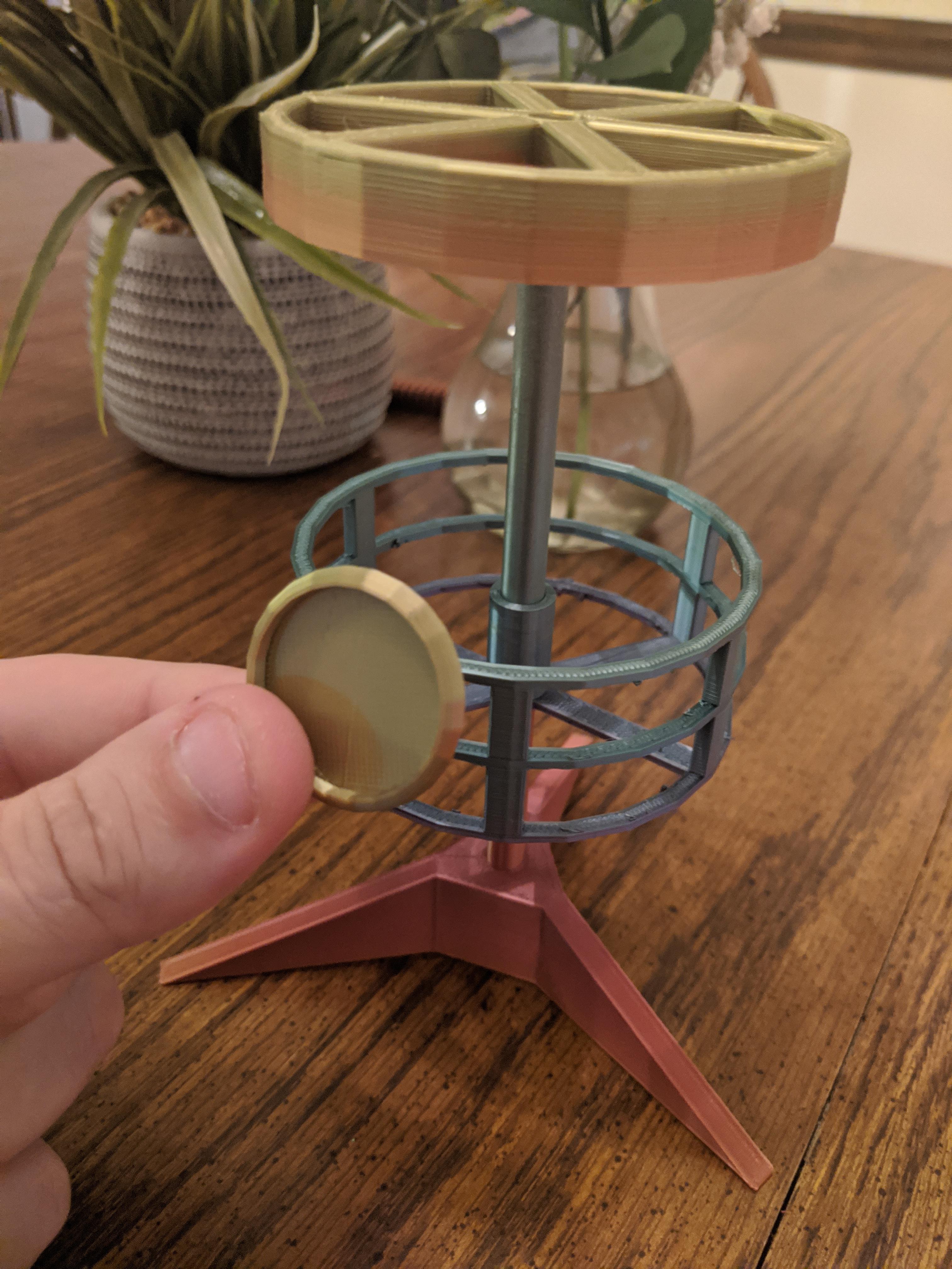 3D printed disc golf basket! Cool gift from someone I mentor! r/discgolf