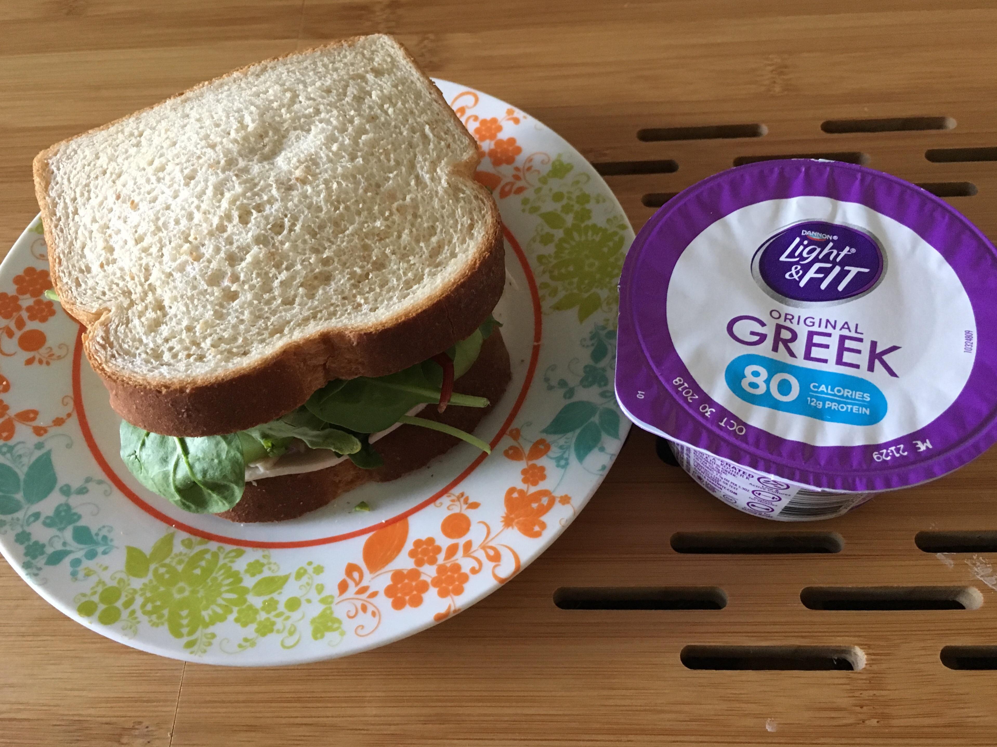 Yummy low calorie lunch Only 283 calories!! 1 cup of mix power greens