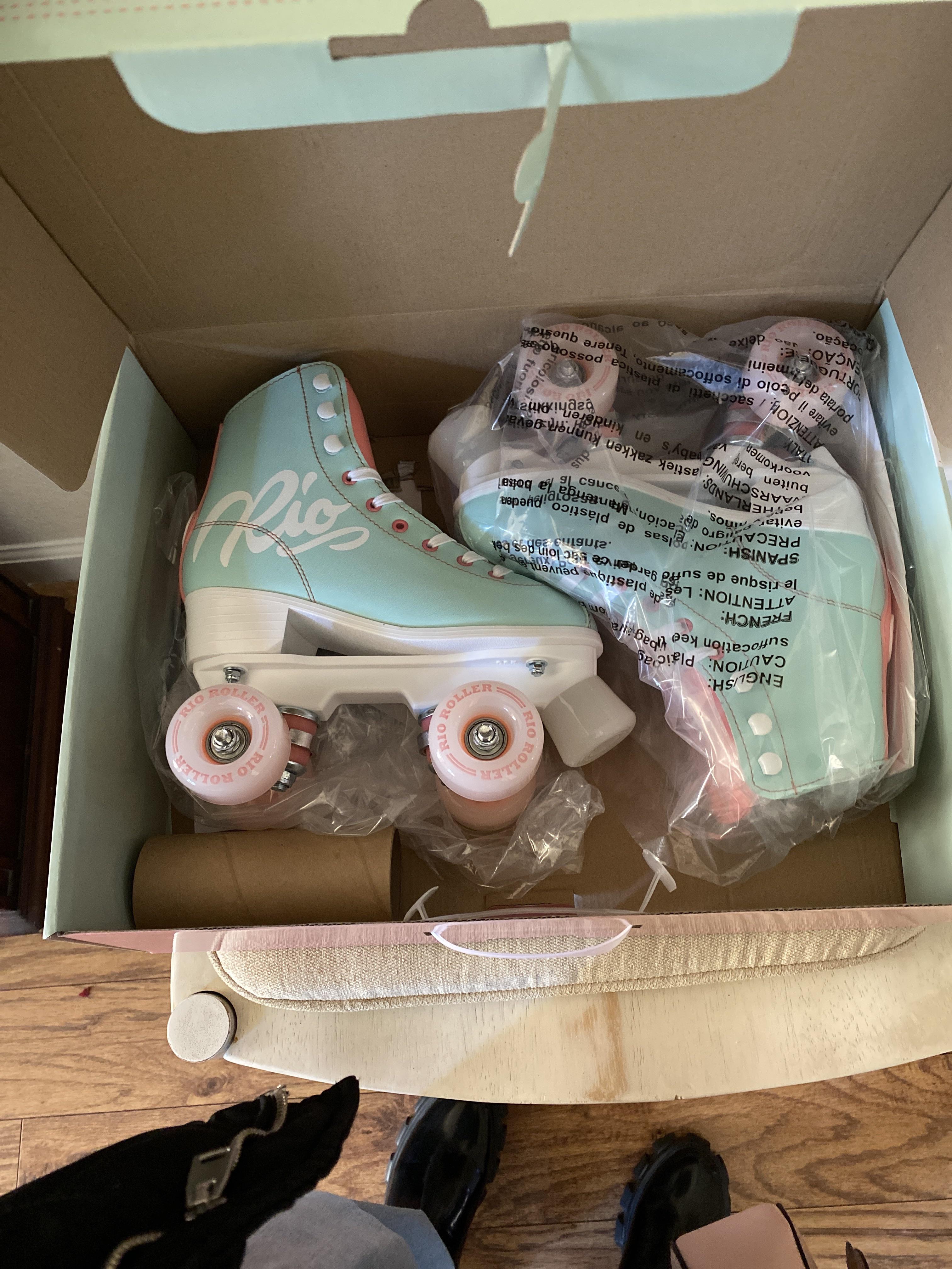 Finally got my Rio Roller Skates r/Rollerskating