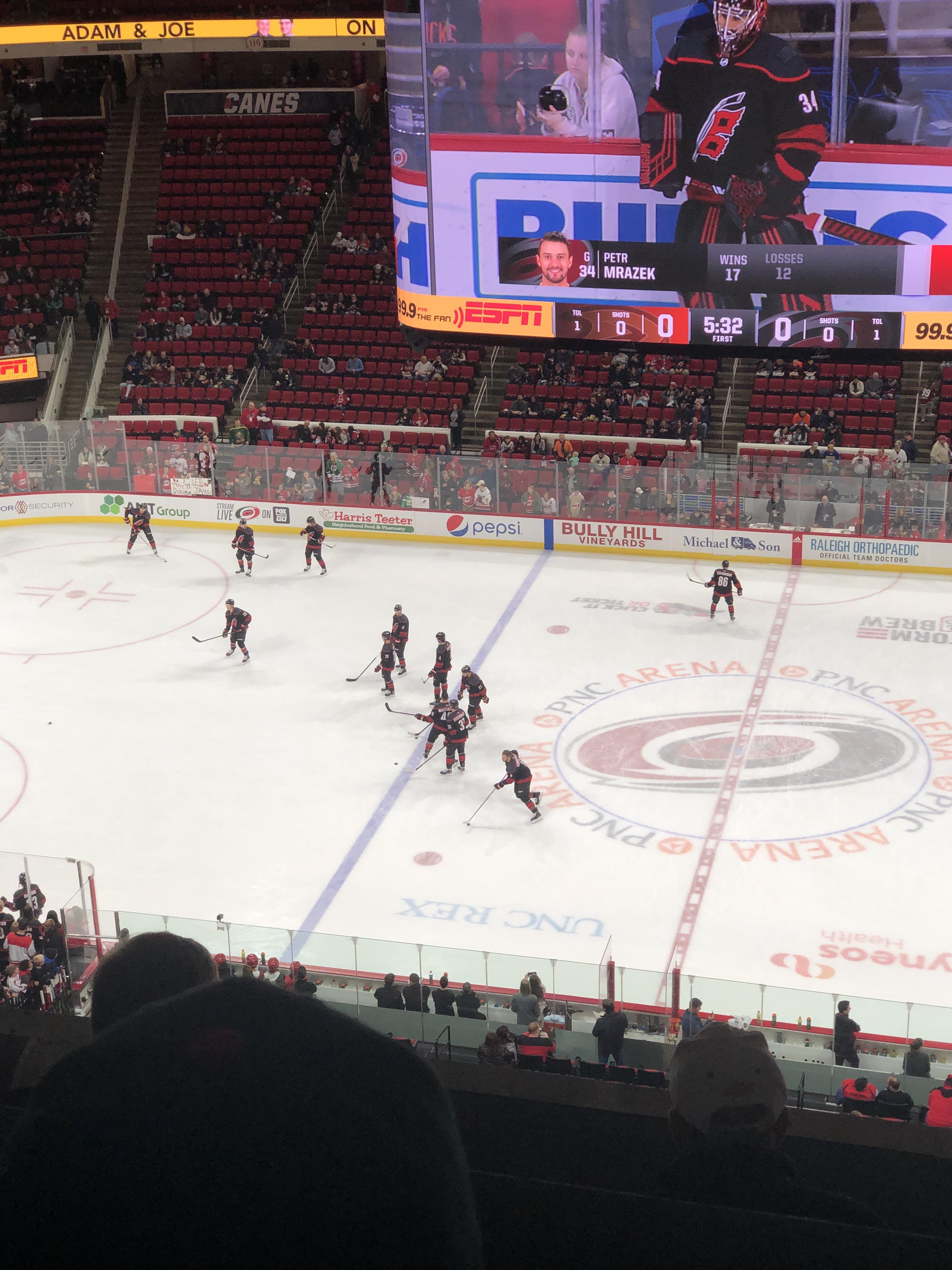 First Canes game, LETS GOOOOO!!!!!!!!!! r/canes