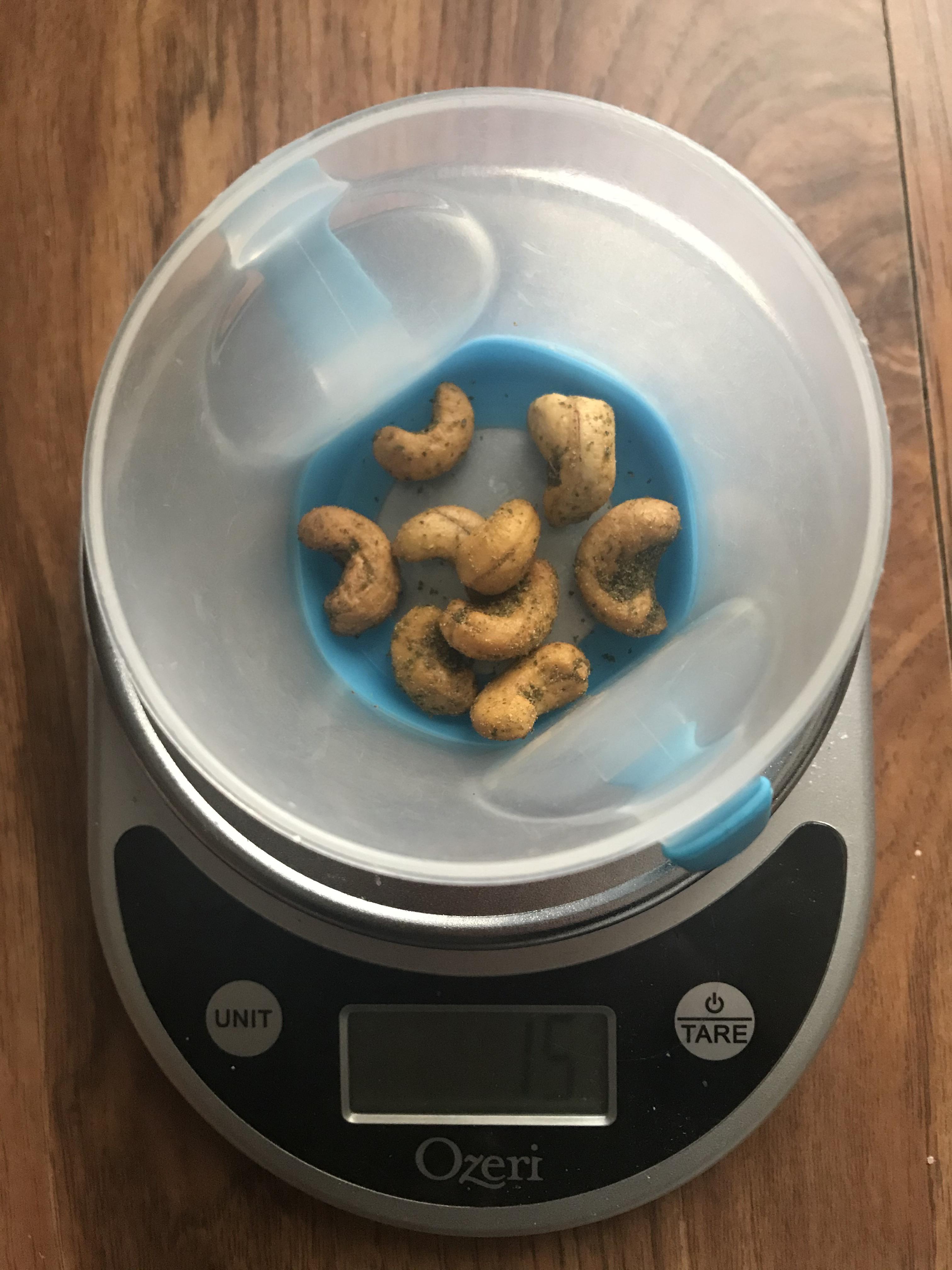 15g of cashews Had a wtf moment seeing what 90 calories of cashews