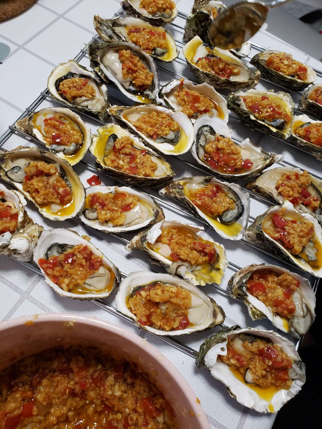 Roasted oysters with garlic!! Yummy! r/chinesefood